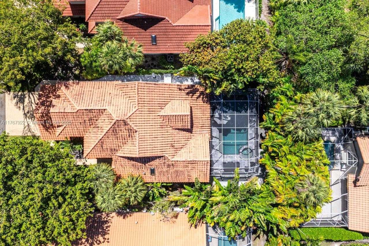Small Image of 517 MISTY OAKS DR, Pompano Beach Number 40