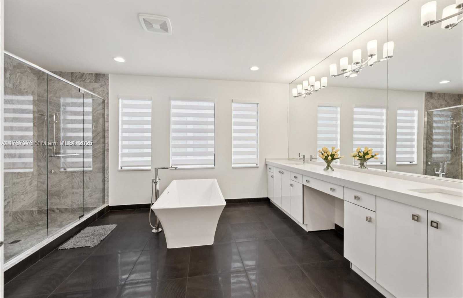 Small Image of 17182 WINDY POINTE LN, Boca Raton Number 23