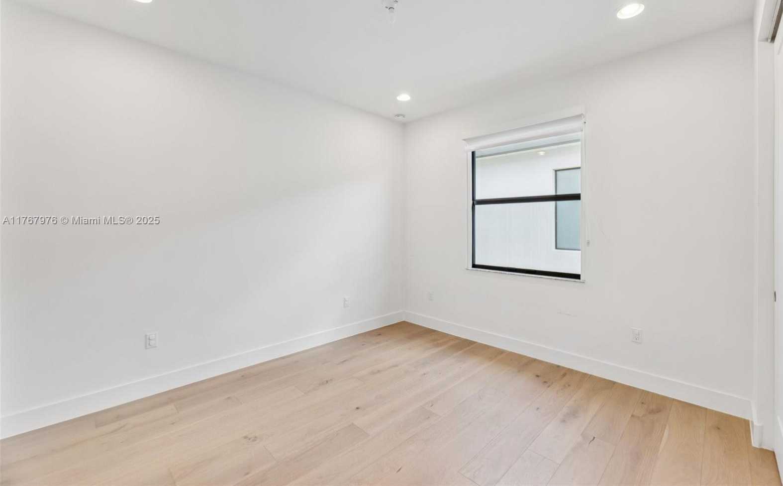 Small Image of 17182 WINDY POINTE LN, Boca Raton Number 34