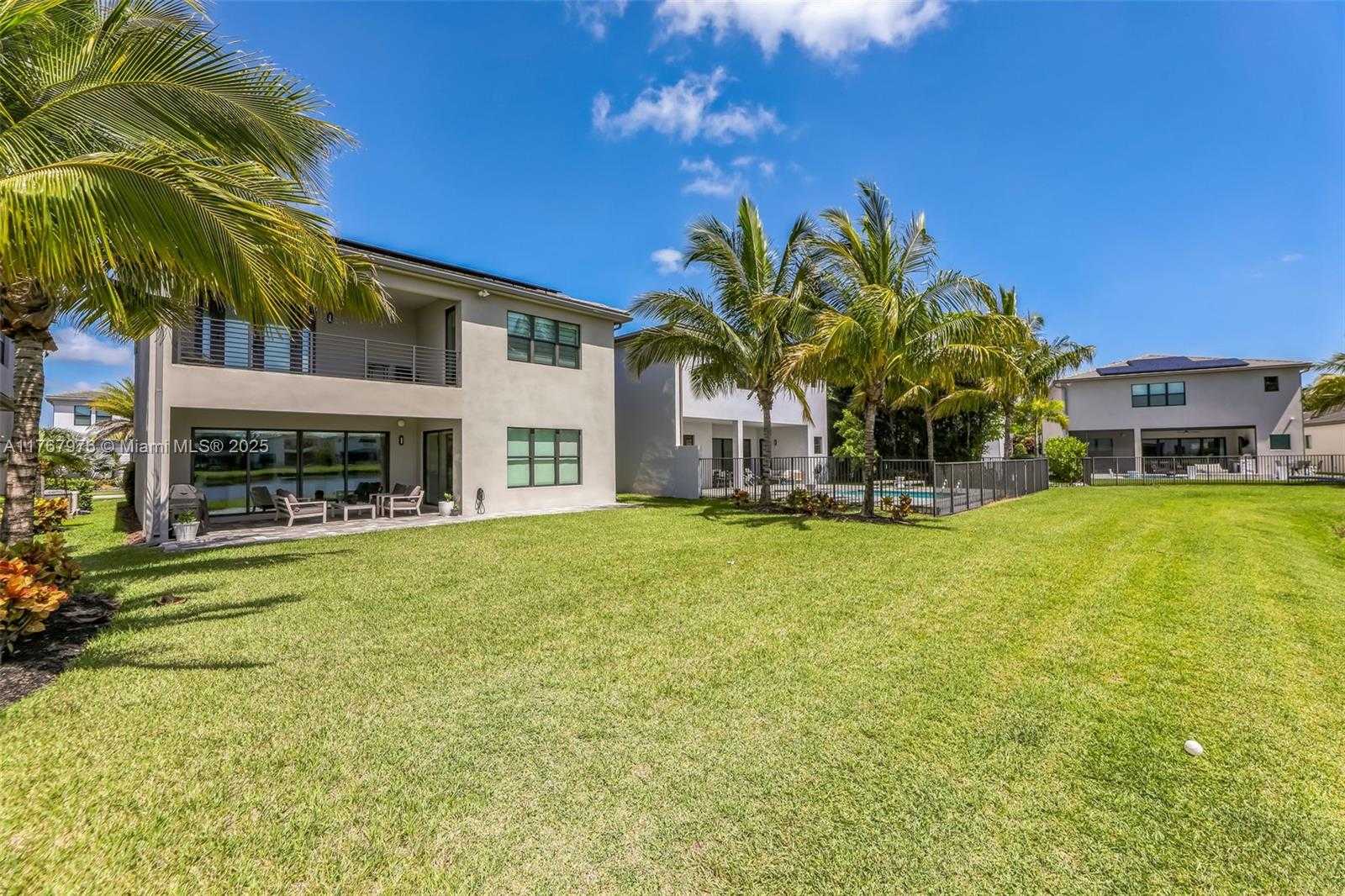 Small Image of 17182 WINDY POINTE LN, Boca Raton Number 36