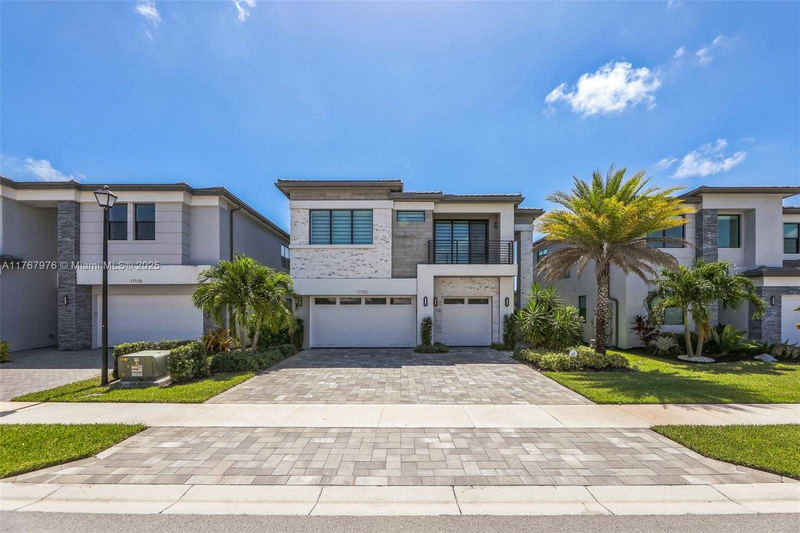 Small Image of 17182 WINDY POINTE LN, Boca Raton Number 41