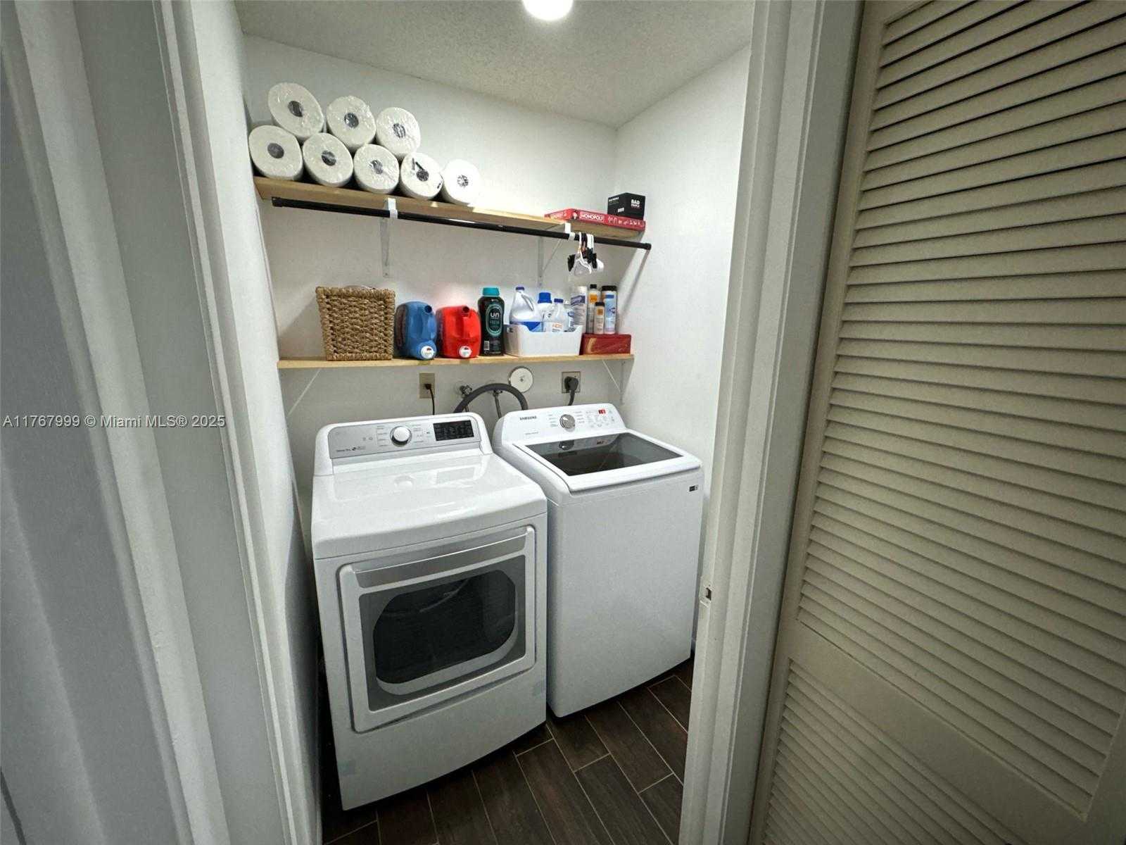 Small Image of 241 NORTH WEST 65TH AVE, Plantation Number 15