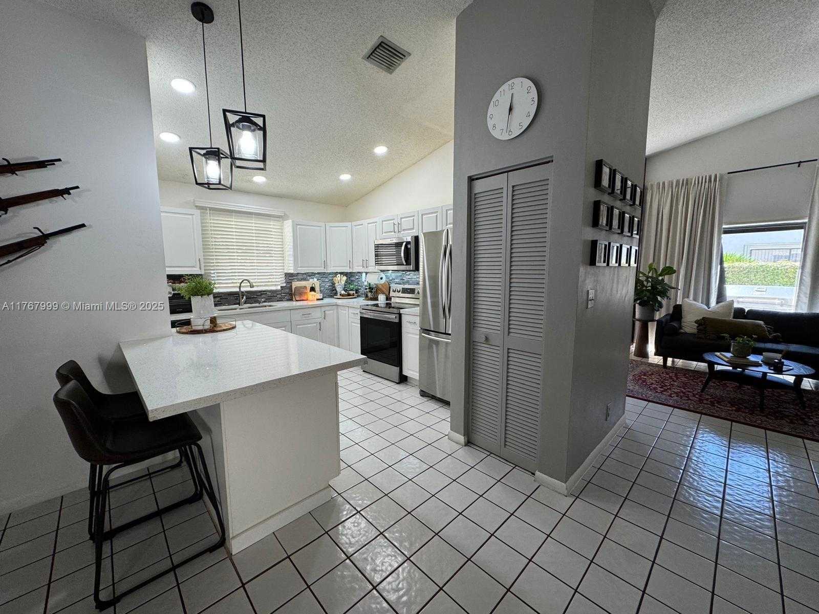 Small Image of 241 NORTH WEST 65TH AVE, Plantation Number 4