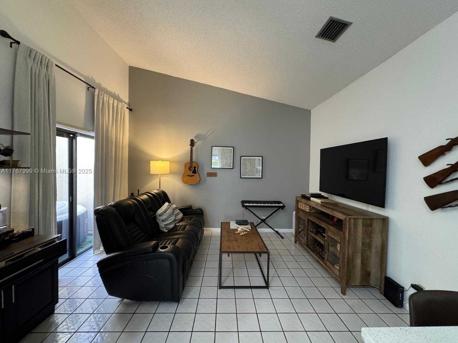 Small Image of 241 NORTH WEST 65TH AVE, Plantation Number 8