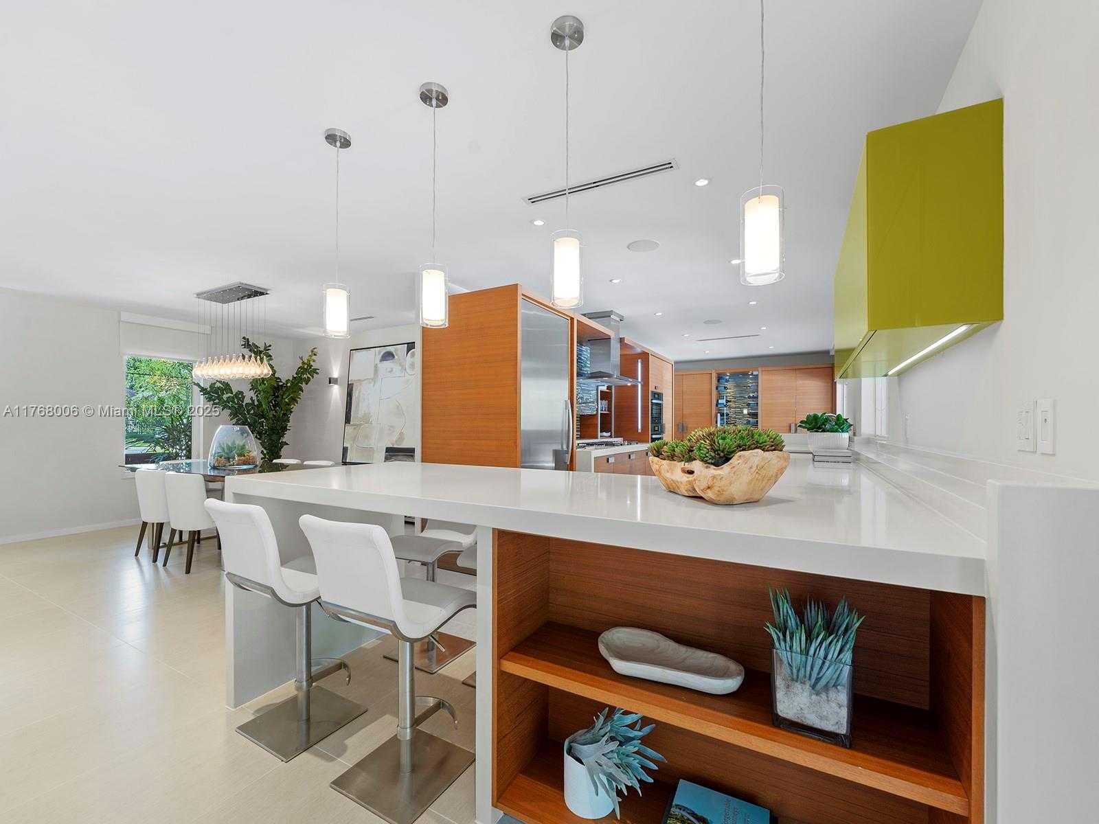 Small Image of 6401 SOUTH WEST 96TH ST, Pinecrest Number 15