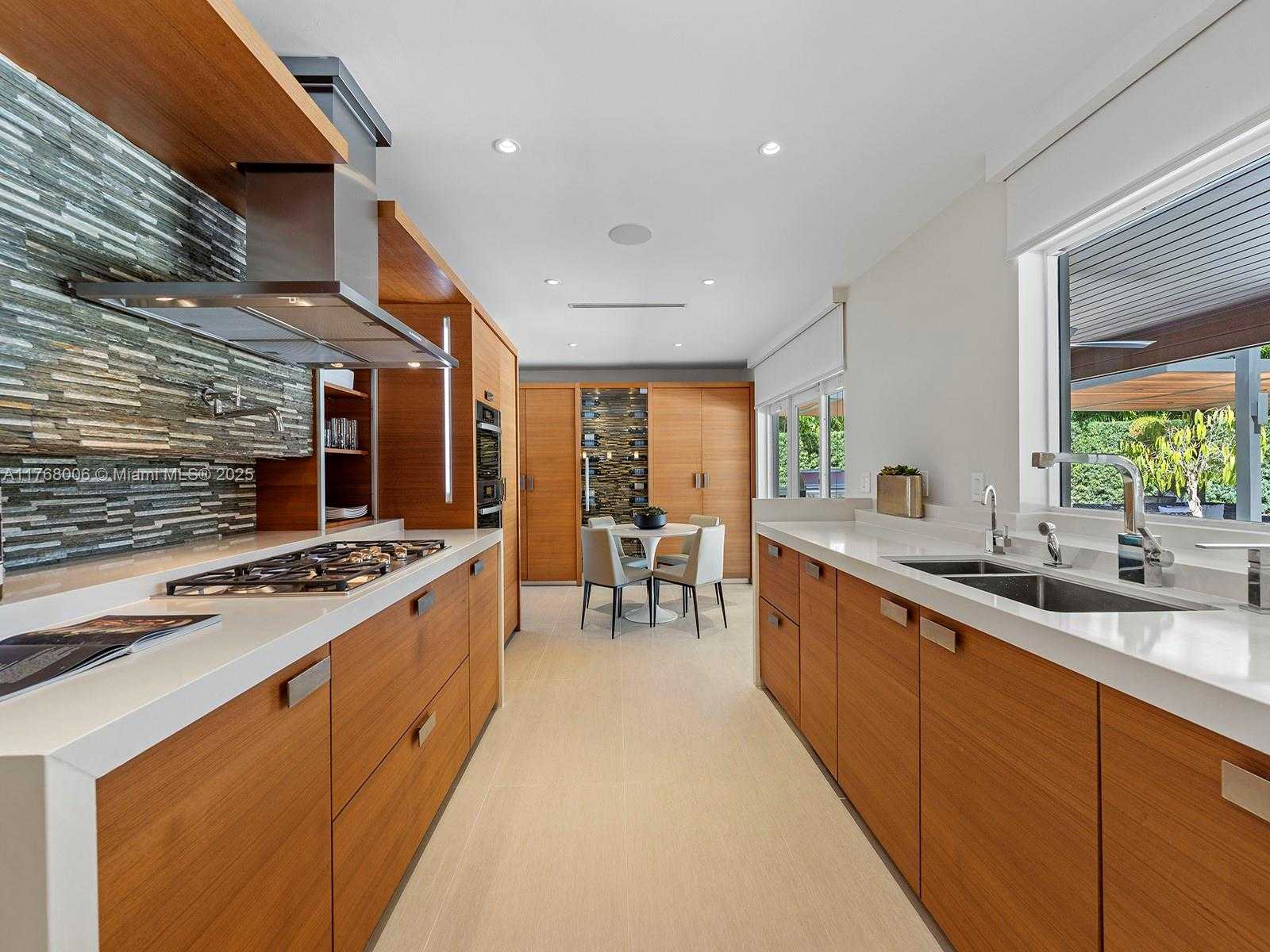 Small Image of 6401 SOUTH WEST 96TH ST, Pinecrest Number 18