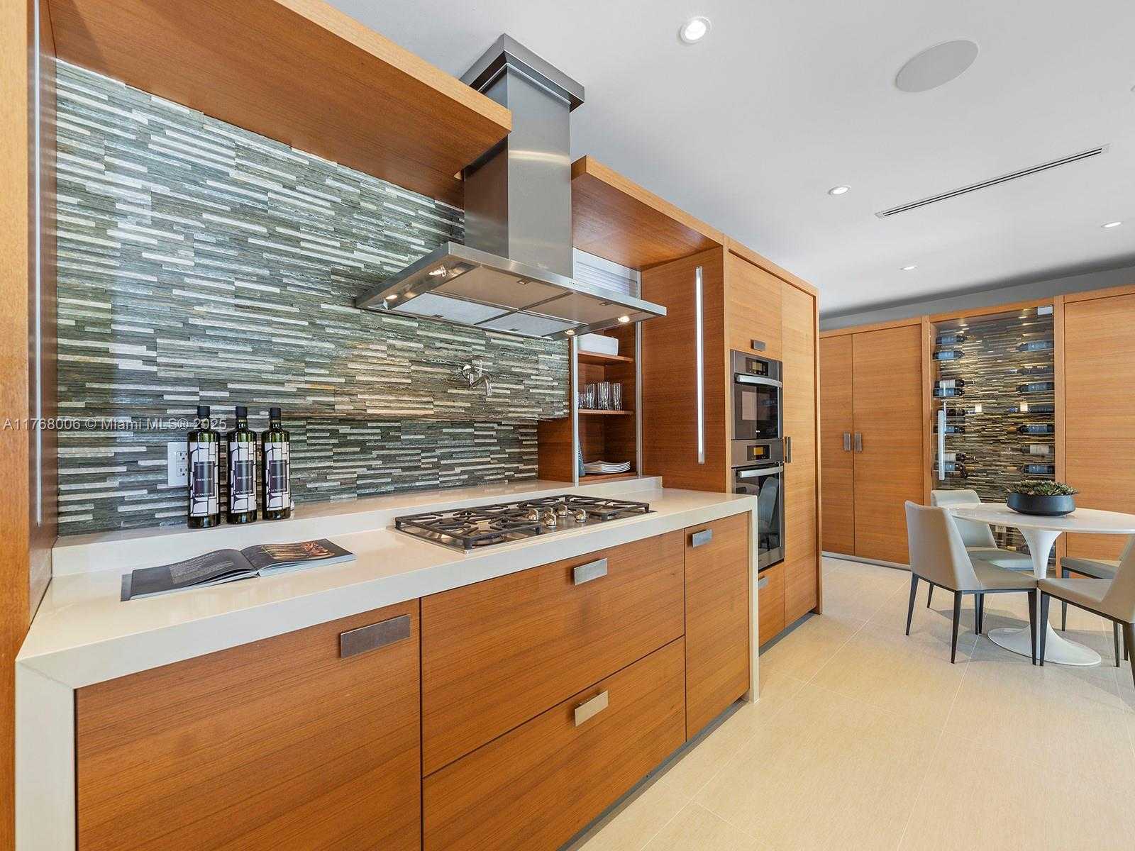 Small Image of 6401 SOUTH WEST 96TH ST, Pinecrest Number 19