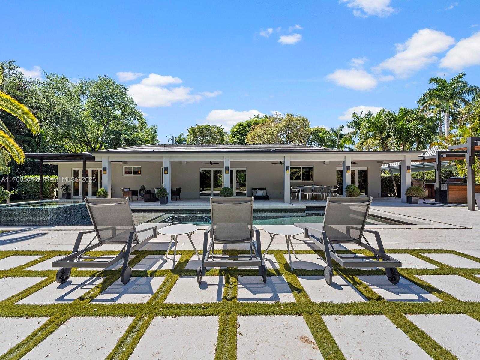 Small Image of 6401 SOUTH WEST 96TH ST, Pinecrest Number 50
