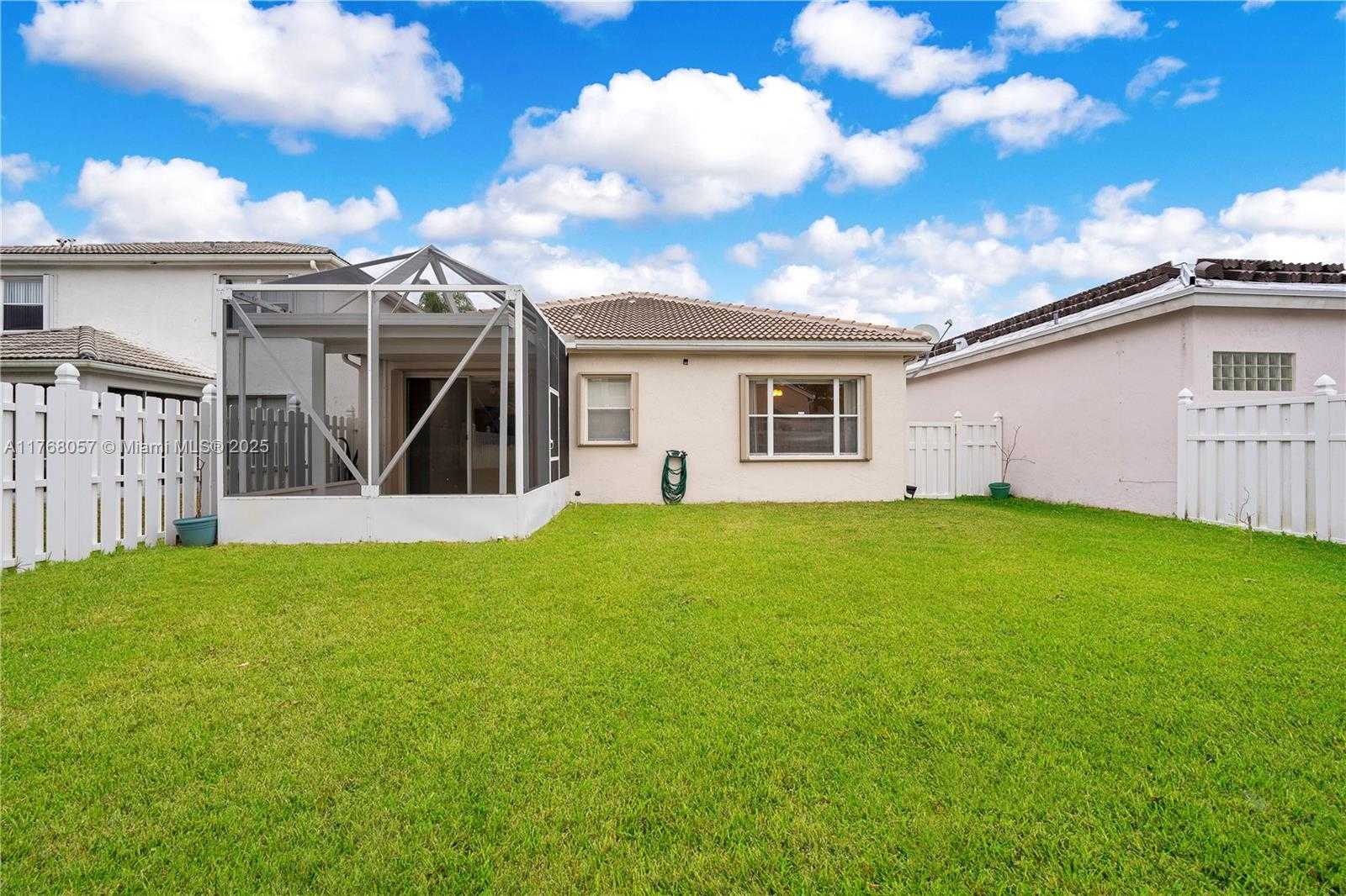 Small Image of 3323 NORTH WEST 69TH AVE, Margate Number 32