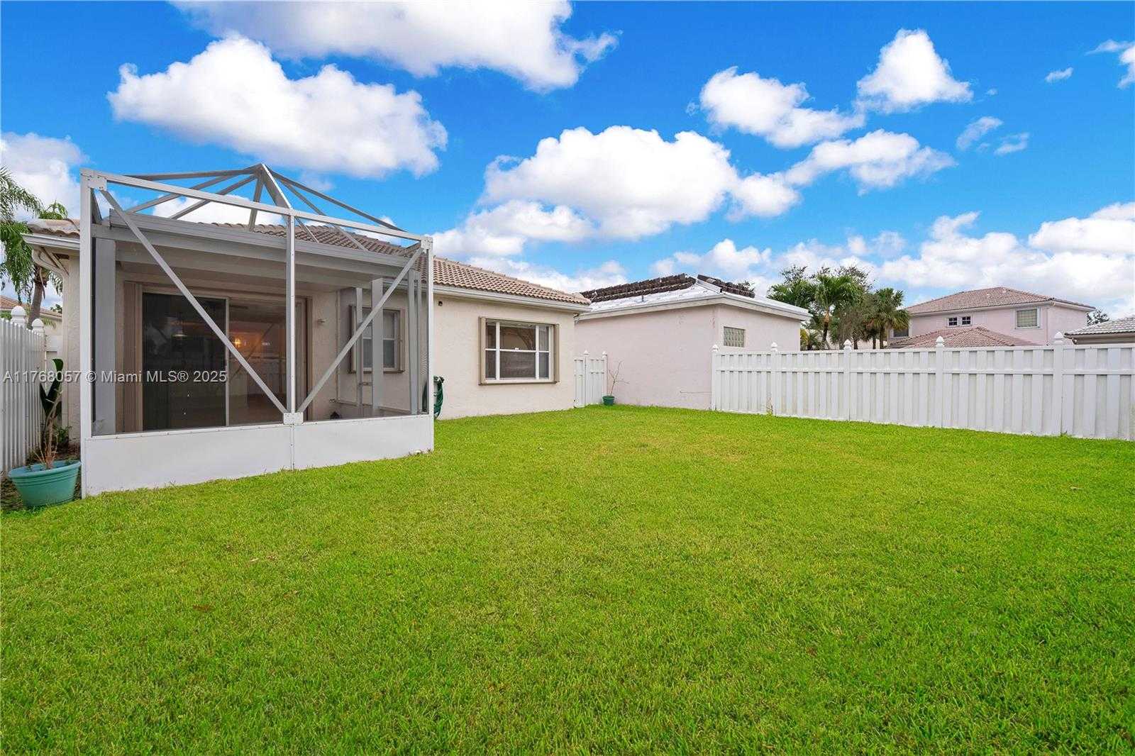 Small Image of 3323 NORTH WEST 69TH AVE, Margate Number 35