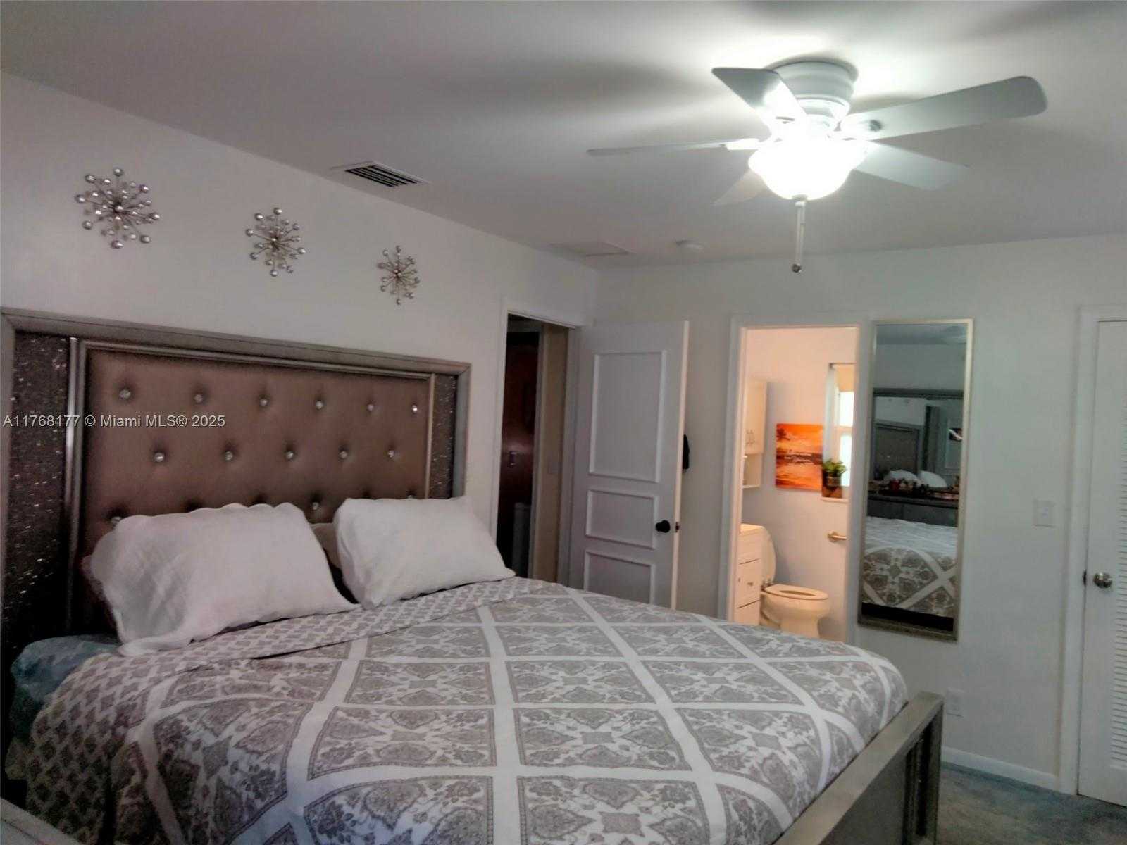 Small Image of 410 SOUTH WEST NATURA AVENUE, Deerfield Beach Number 18
