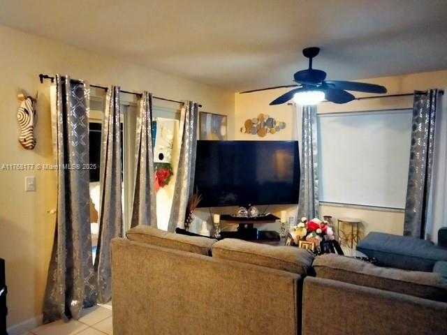 Small Image of 410 SOUTH WEST NATURA AVENUE, Deerfield Beach Number 19