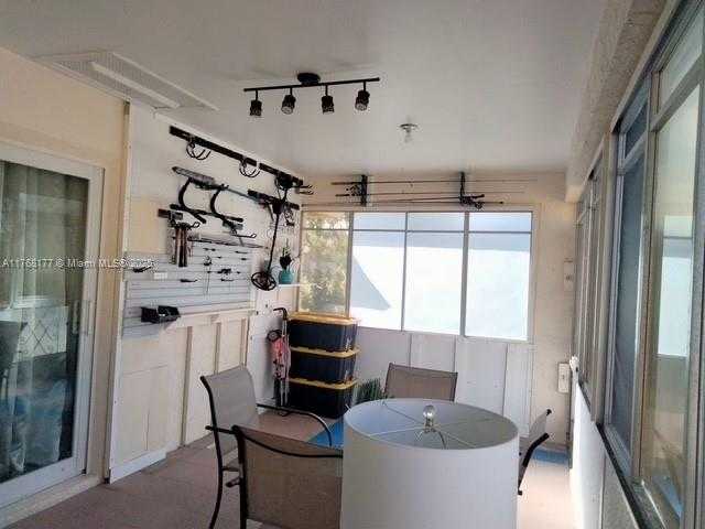 Small Image of 410 SOUTH WEST NATURA AVENUE, Deerfield Beach Number 9
