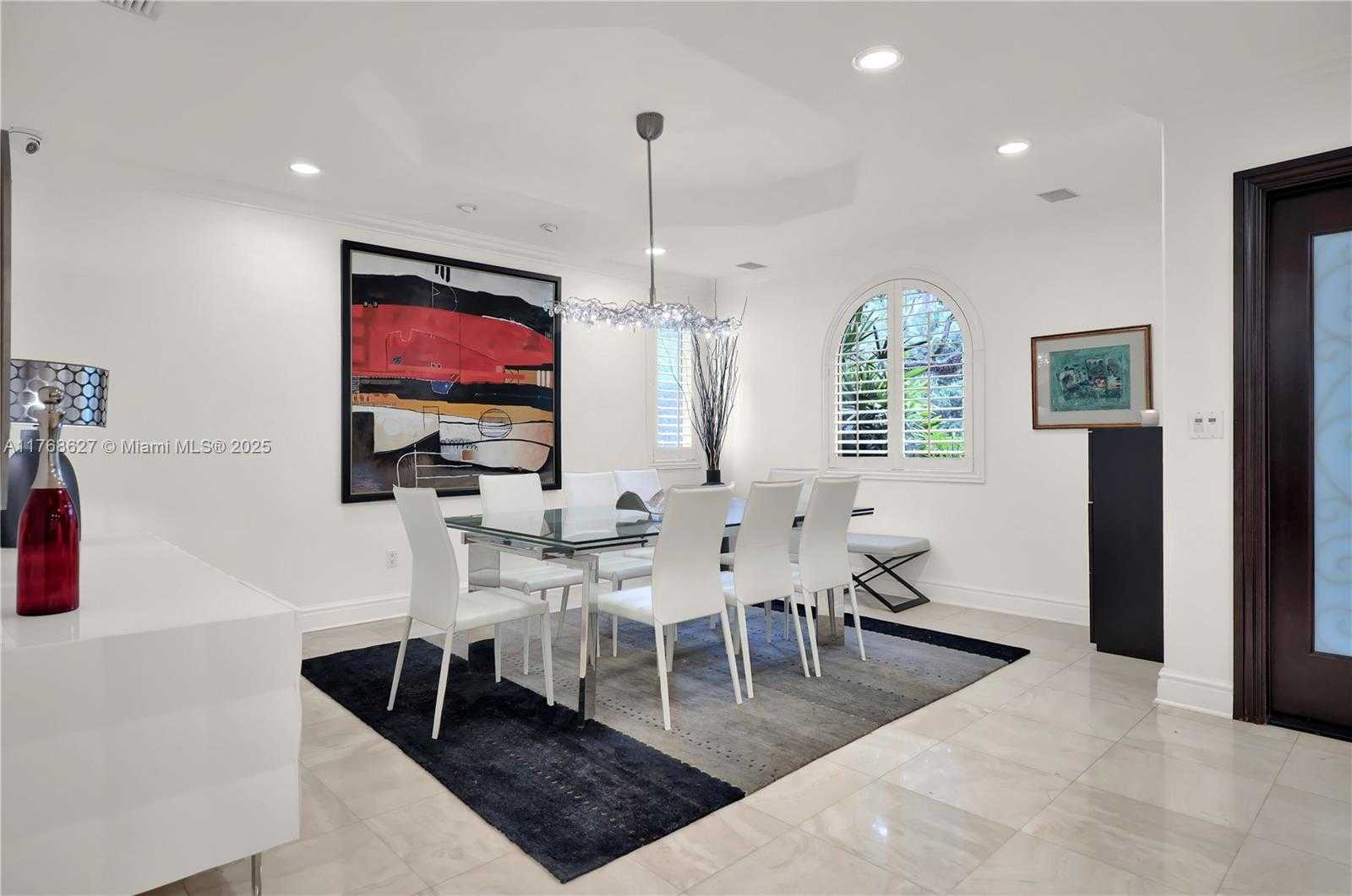 Small Image of 2115 COUNTRY CLUB PRADO, Coral Gables Number 18