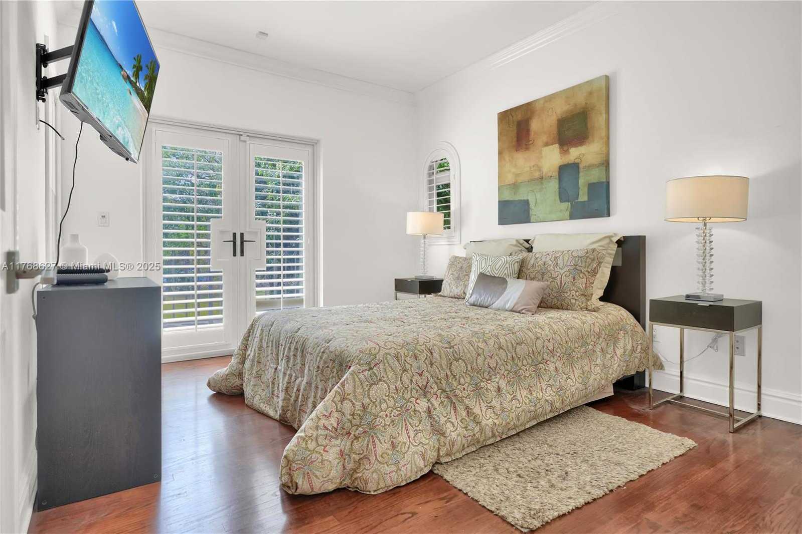 Small Image of 2115 COUNTRY CLUB PRADO, Coral Gables Number 8