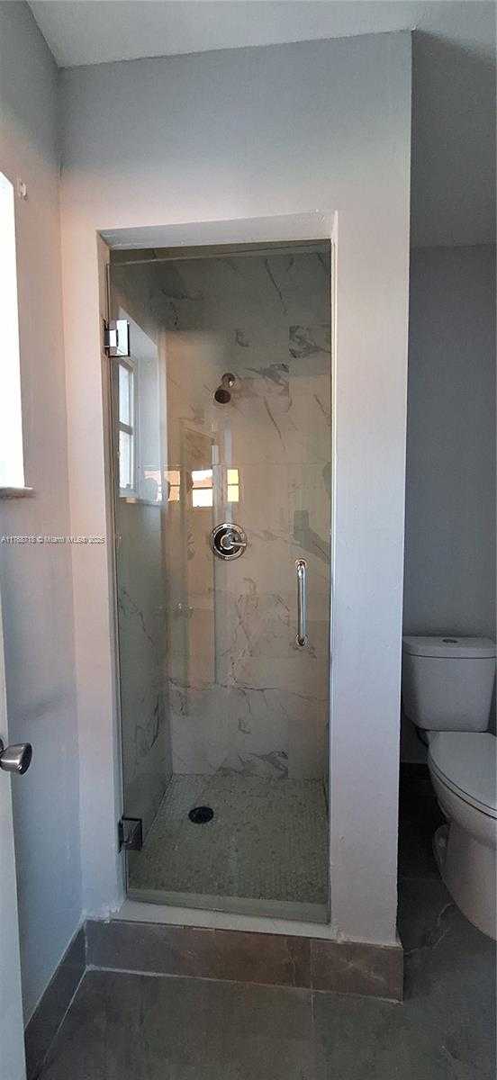 Imagen de Pequeño Objeto