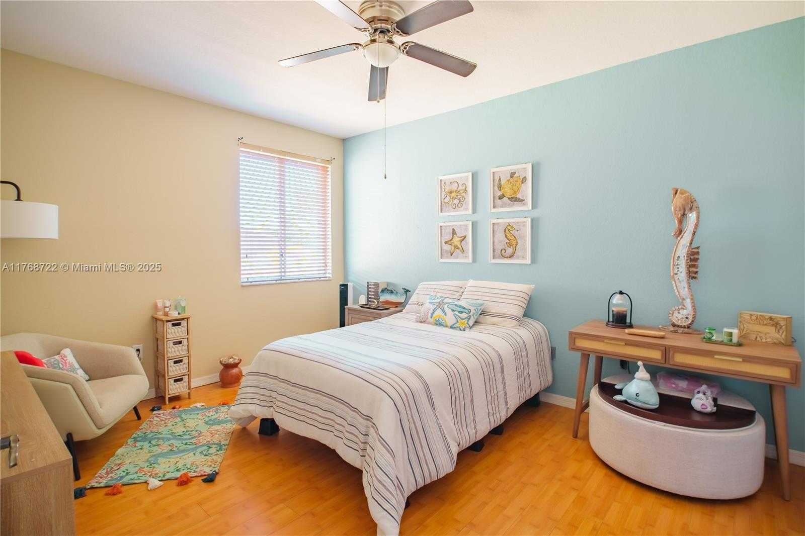 Small Image of 1861 SE 19TH AVE, Homestead Number 16