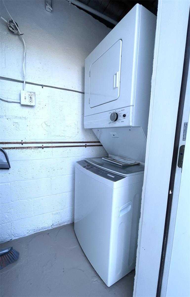 Small Image of 1429 NORTH WEST 5TH AVE, Fort Lauderdale Number 11