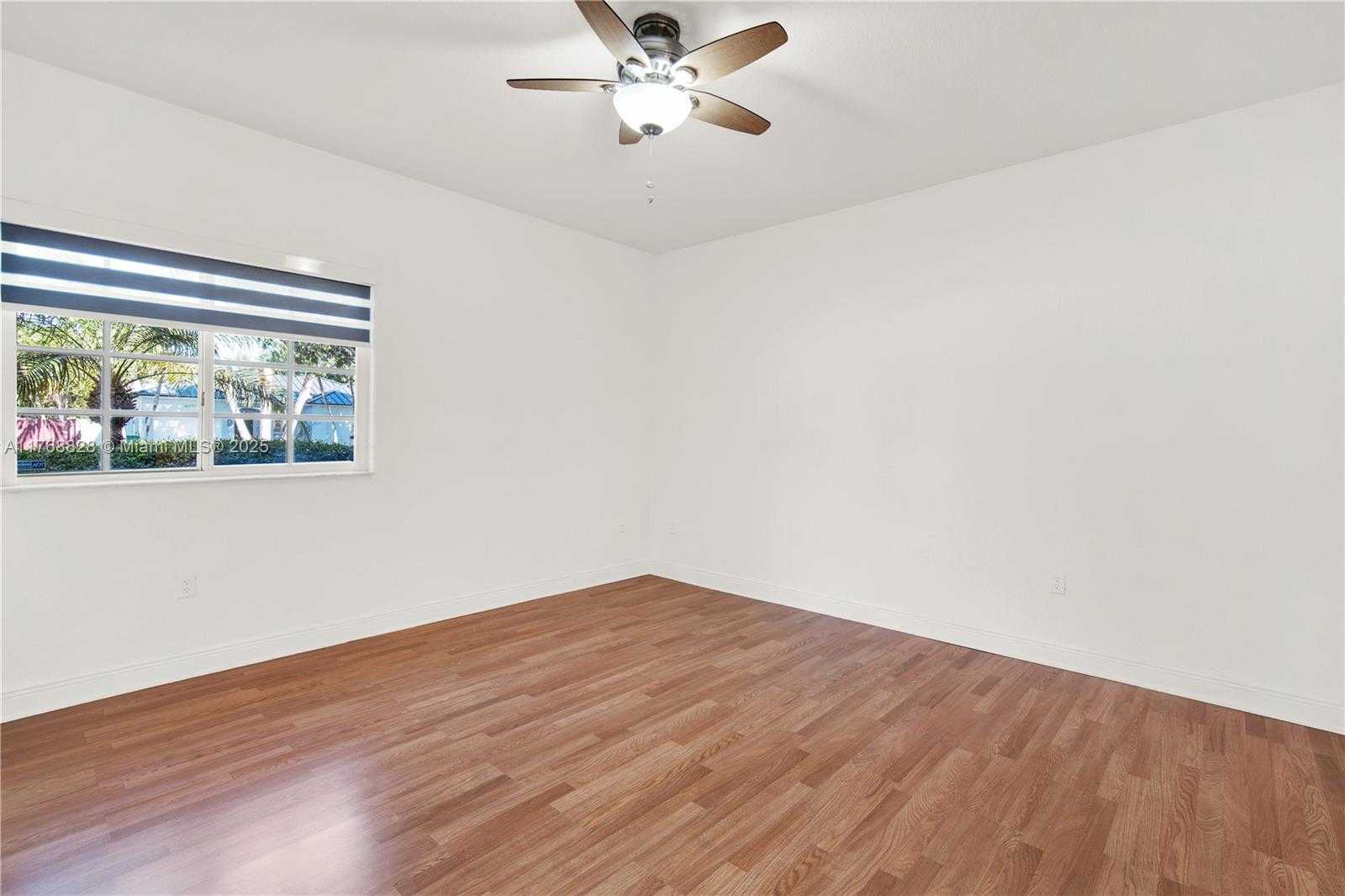 Small Image of 16778 NORTH WEST 91ST CT, Miami Lakes Number 17