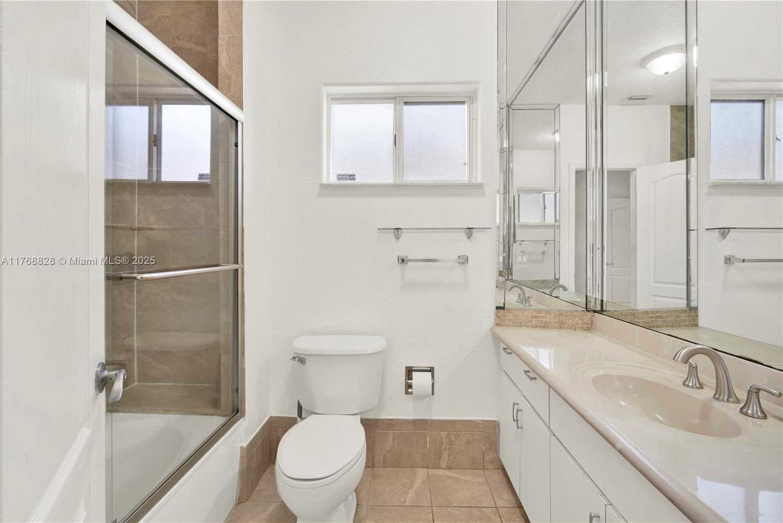 Small Image of 16778 NORTH WEST 91ST CT, Miami Lakes Number 18