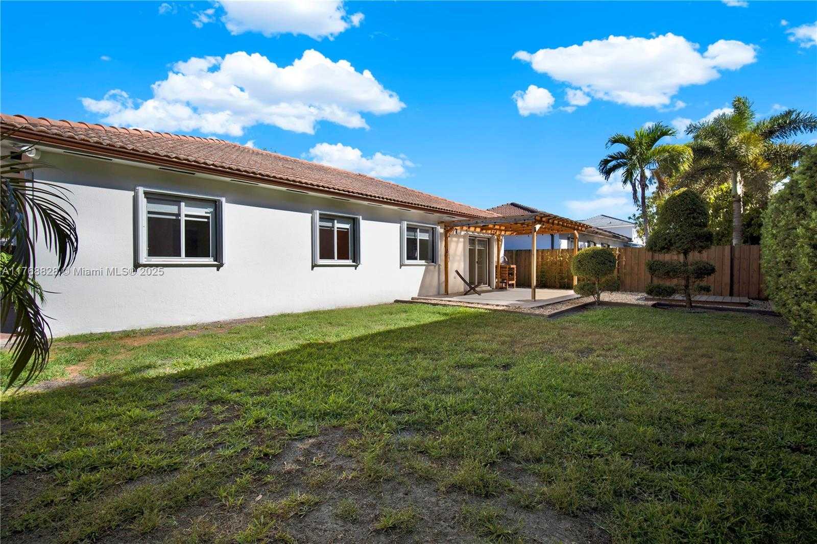 Small Image of 16778 NORTH WEST 91ST CT, Miami Lakes Number 20