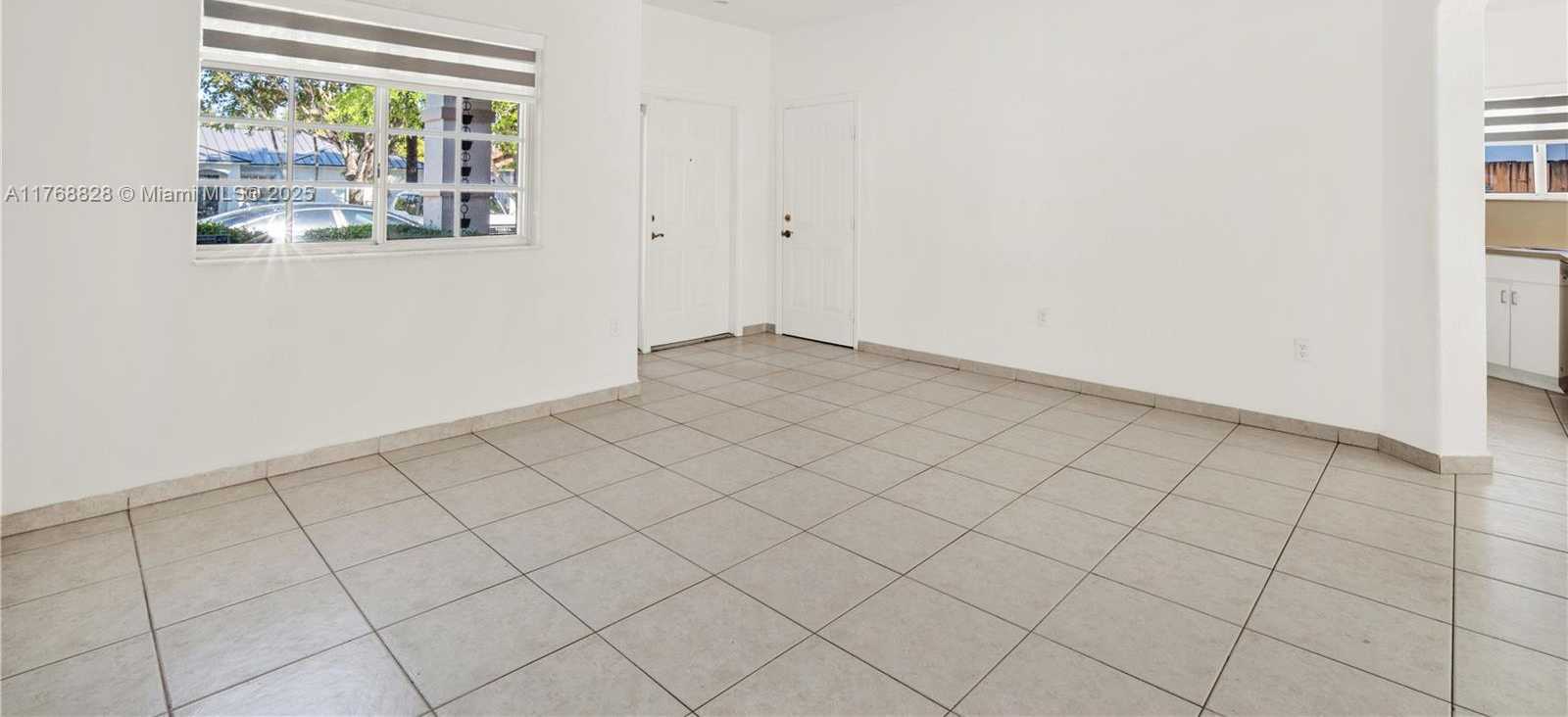 Small Image of 16778 NORTH WEST 91ST CT, Miami Lakes Number 8