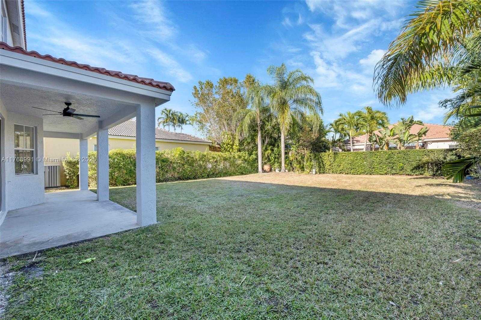 Small Image of 1170 CHENILLE CIR, Weston Number 48