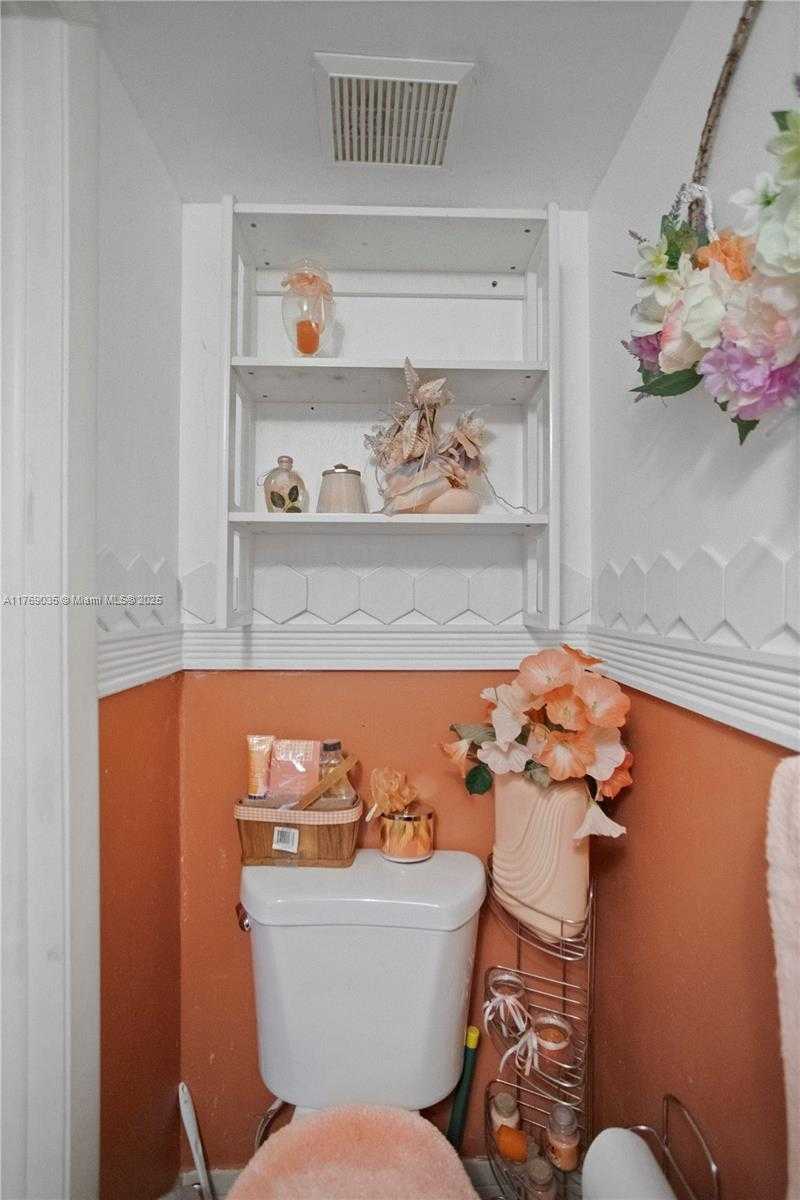 Small Image of 3261 SALINAS WAY, Miramar Number 32