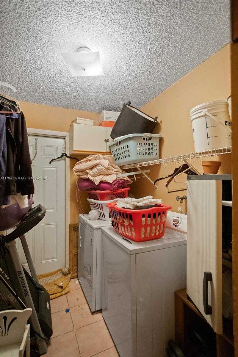 Small Image of 3261 SALINAS WAY, Miramar Number 34
