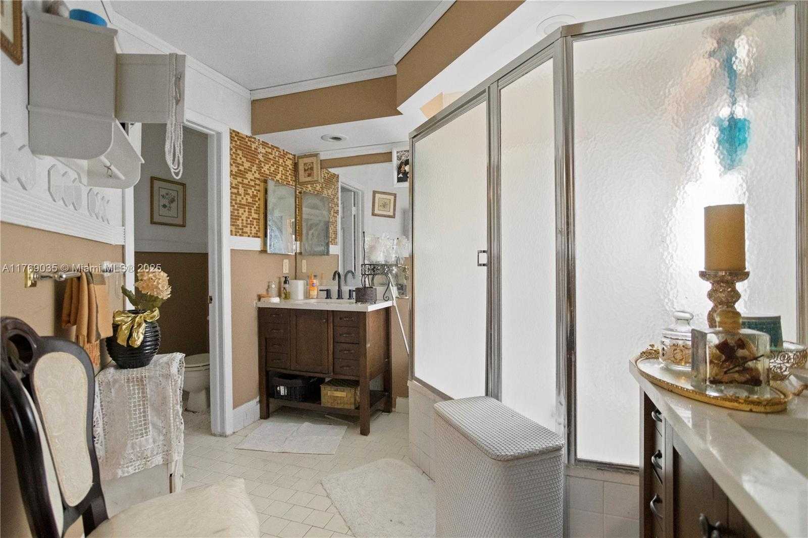 Small Image of 3261 SALINAS WAY, Miramar Number 9