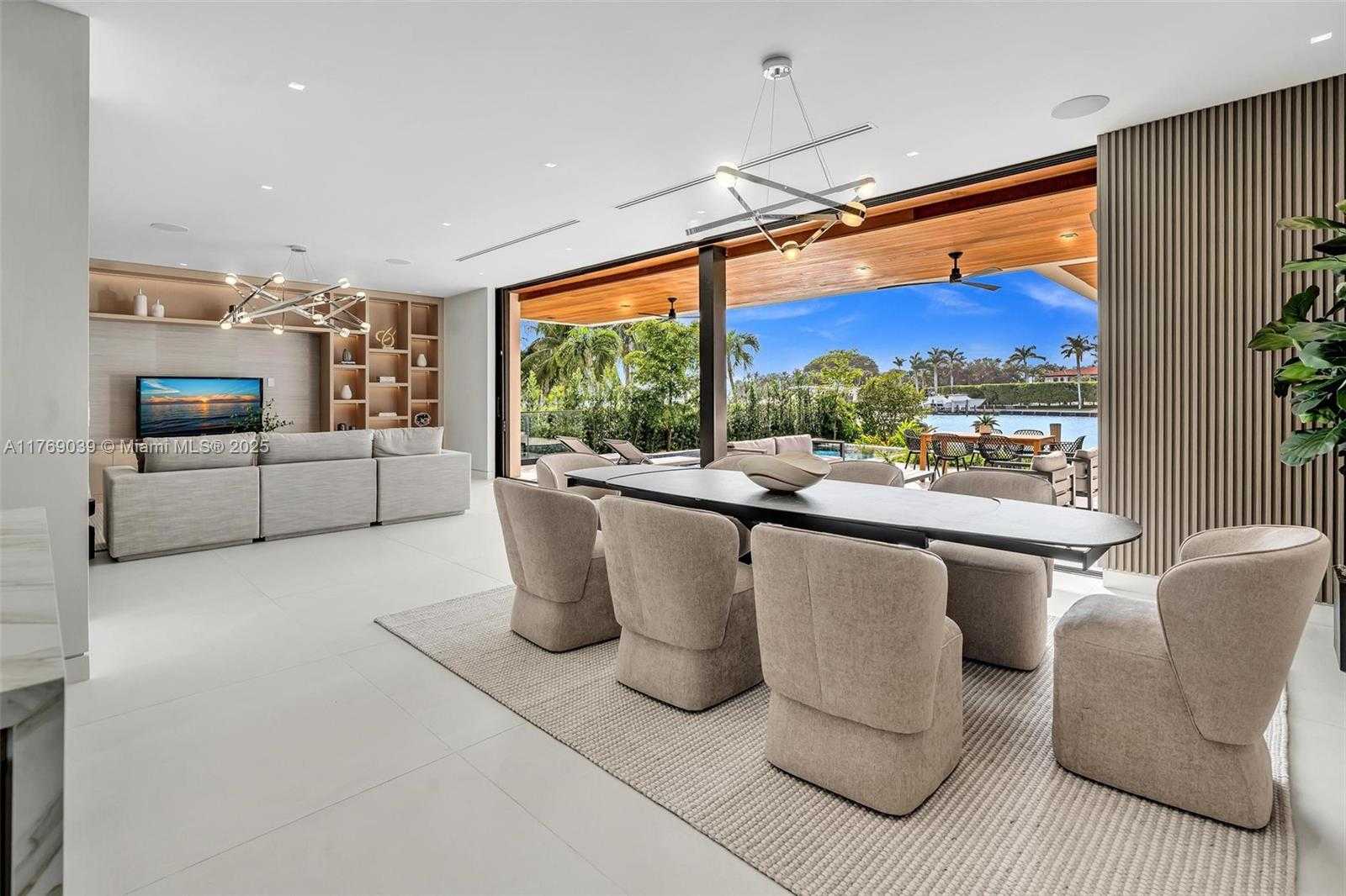 Small Image of 9056 BAY DR, Surfside Number 17