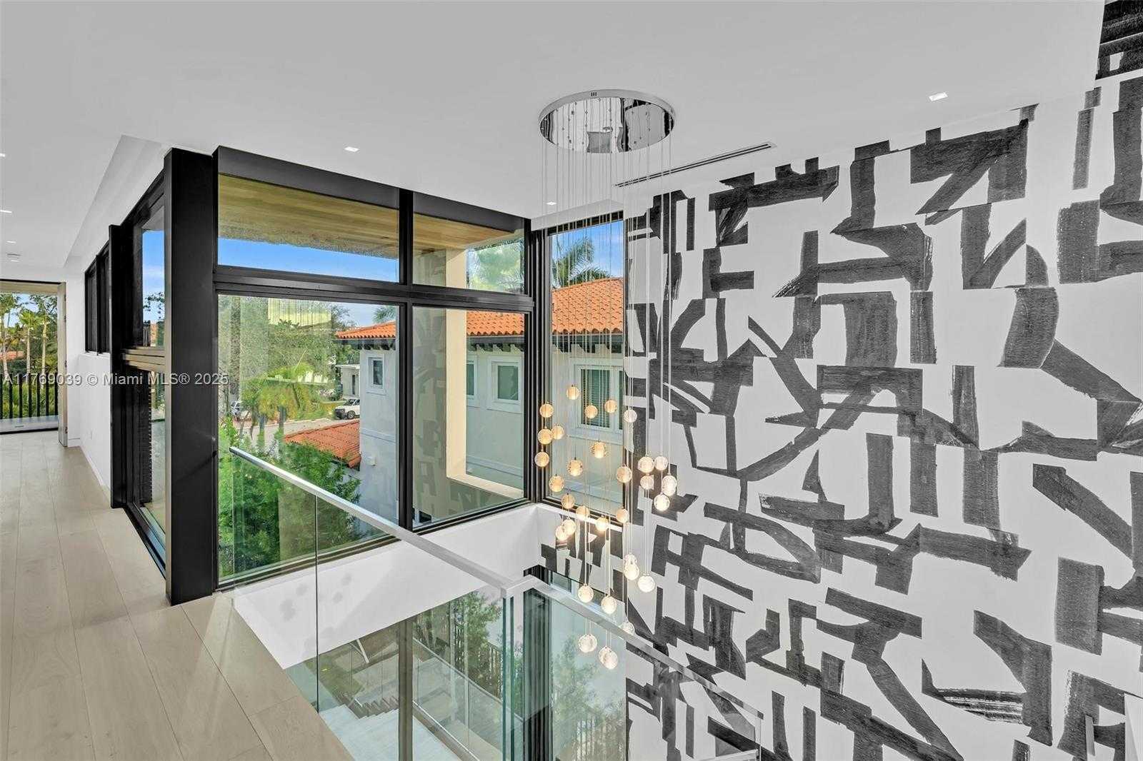 Small Image of 9056 BAY DR, Surfside Number 23