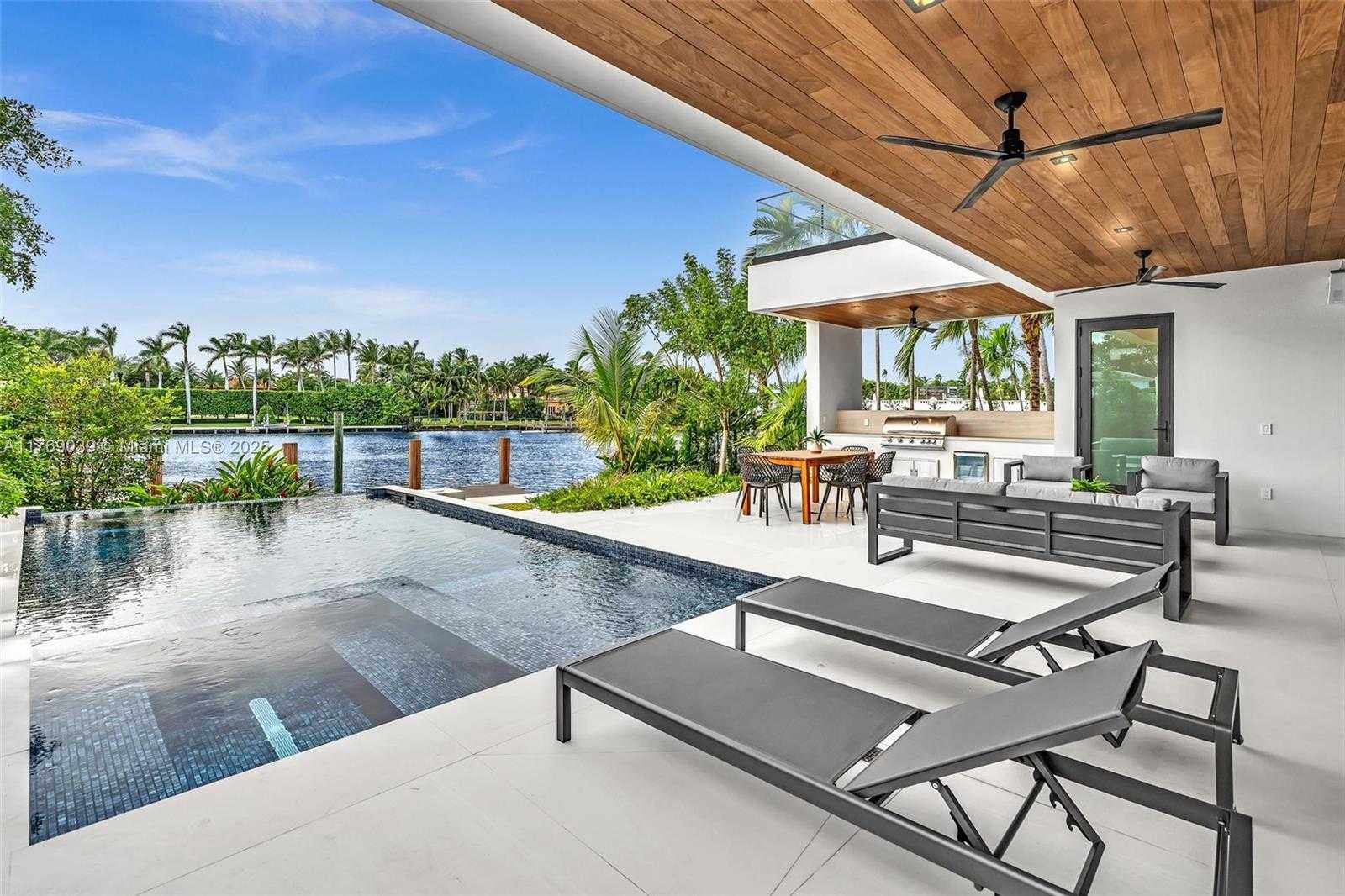 Small Image of 9056 BAY DR, Surfside Number 37
