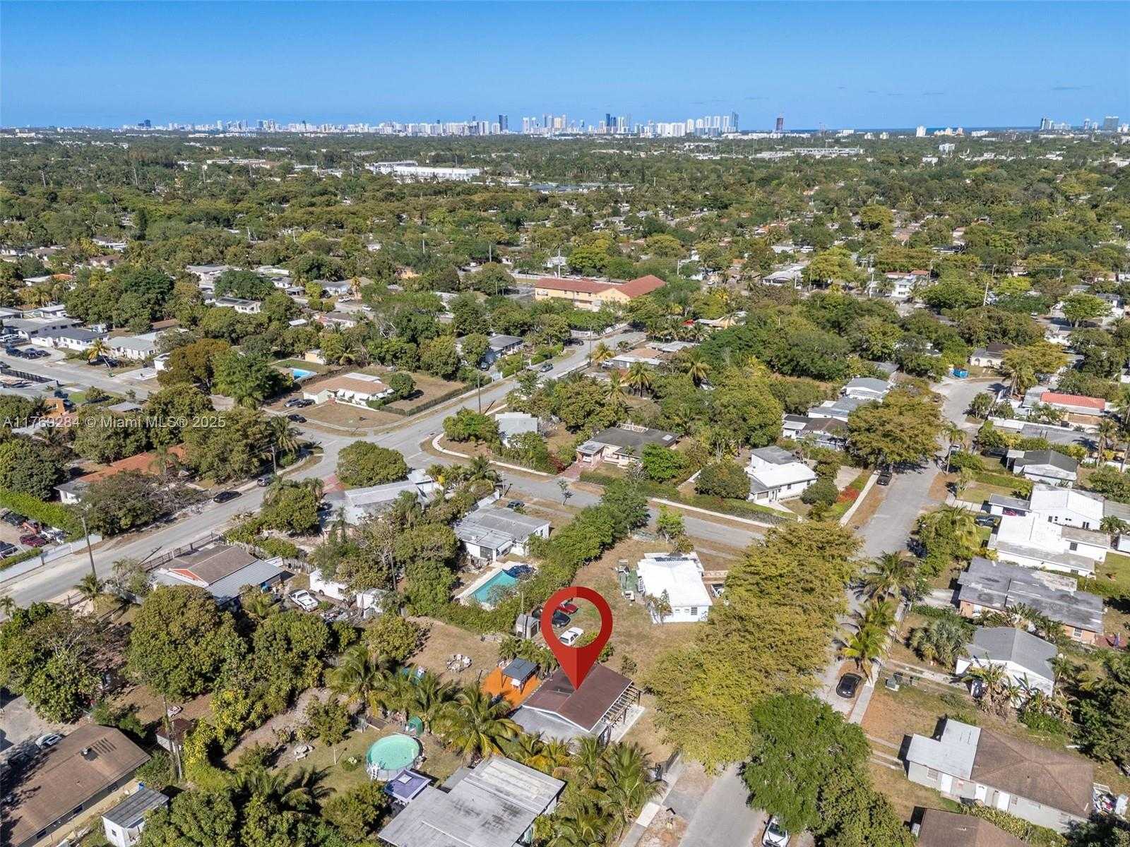 Small Image of 125 NORTH WEST 127TH ST, North Miami Number 21