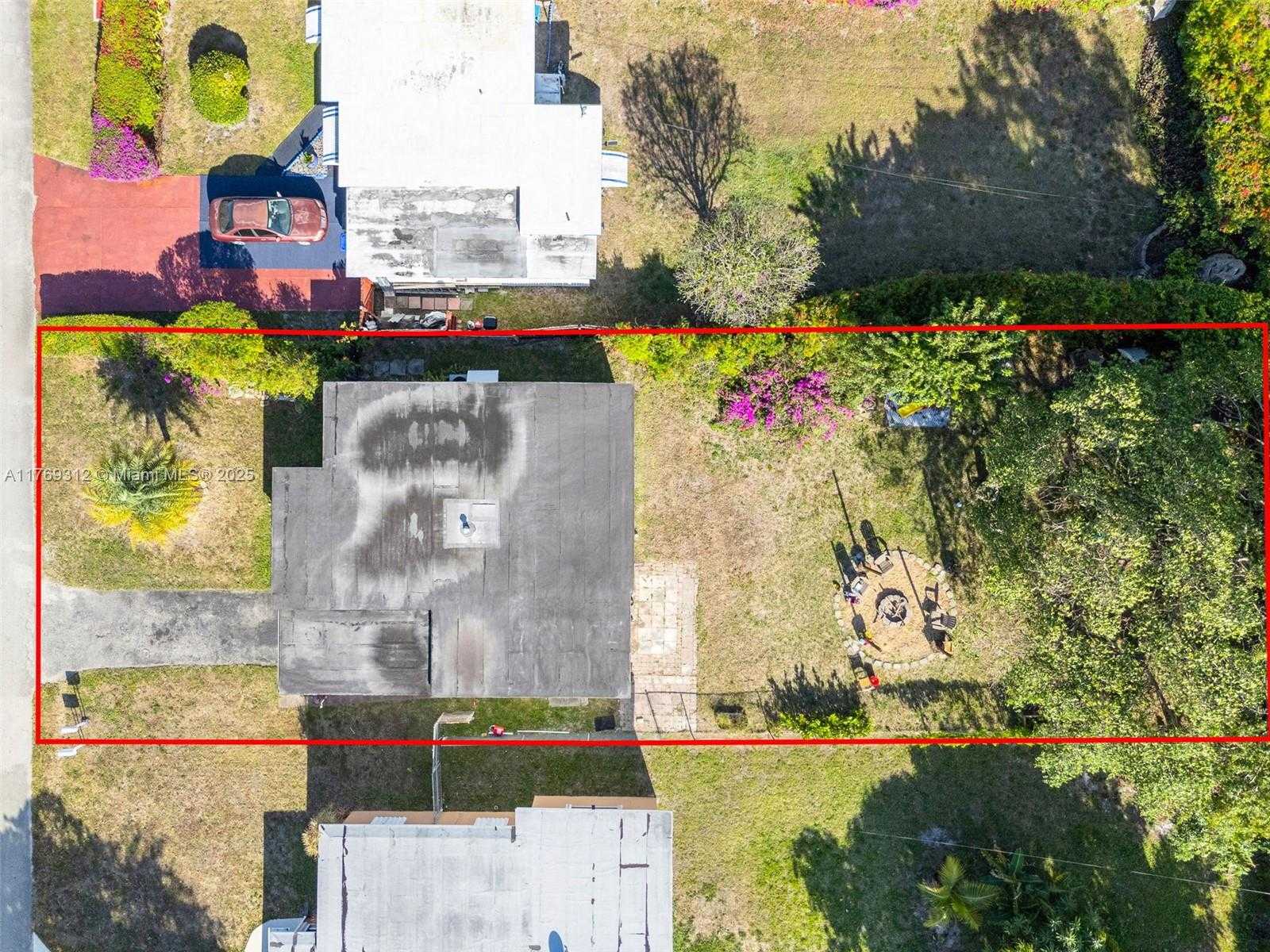Small Image of 5844 GARFIELD ST, Hollywood Number 25