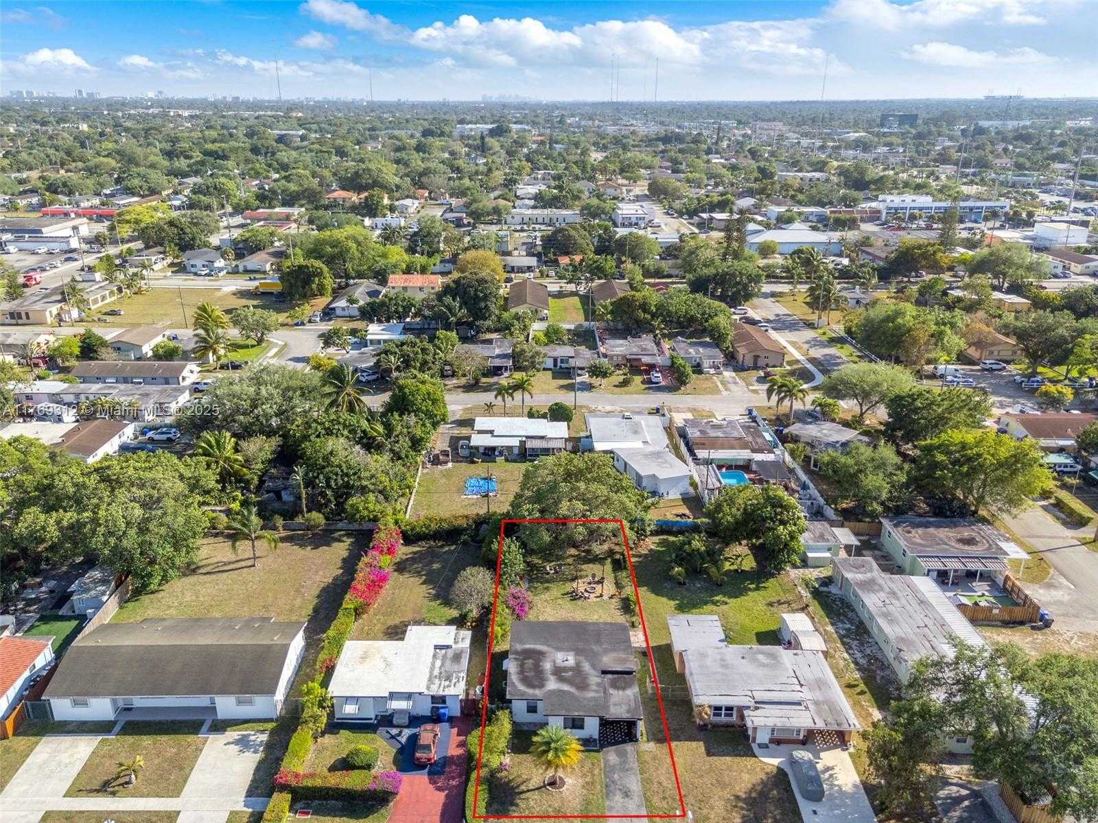 Small Image of 5844 GARFIELD ST, Hollywood Number 28