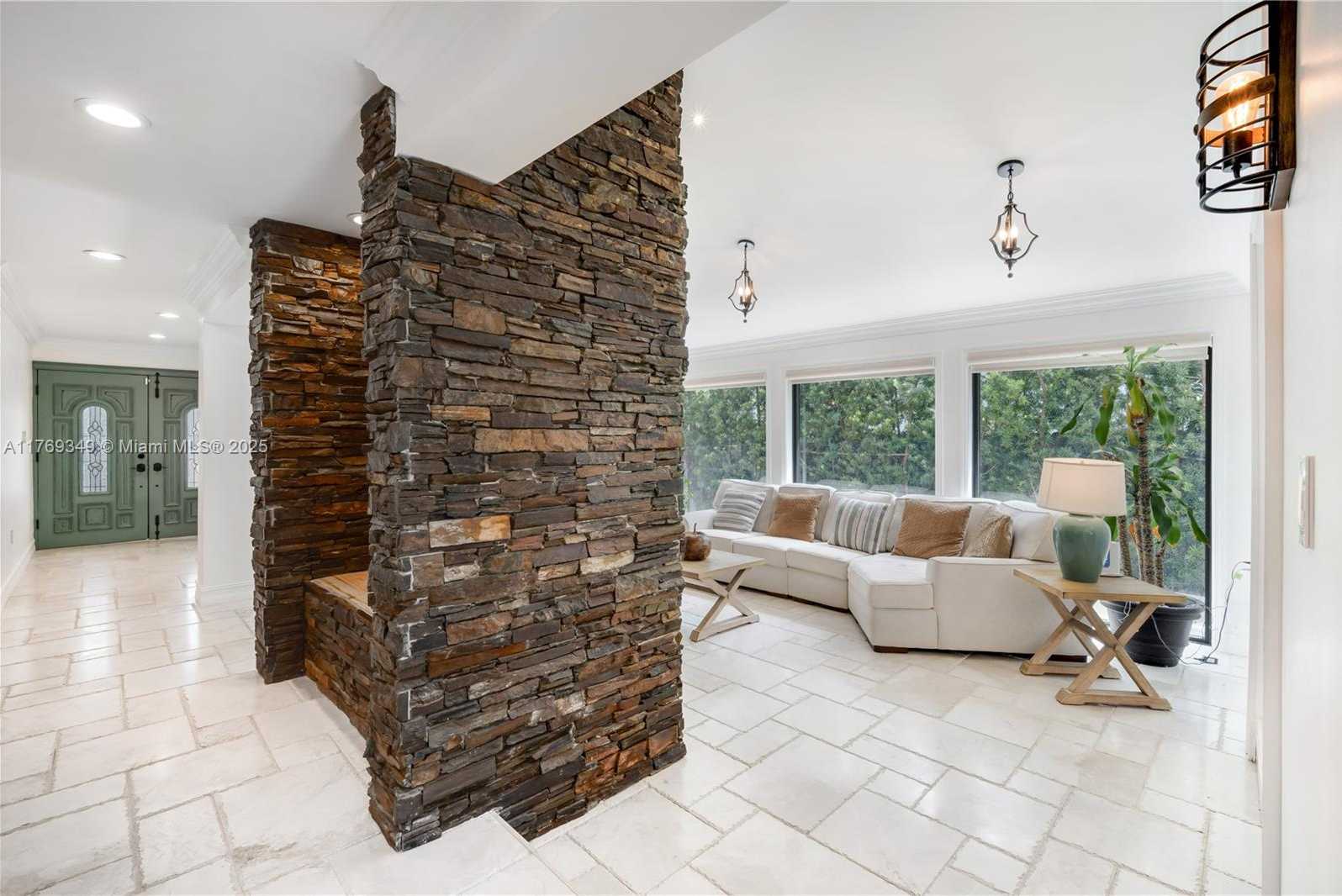 Small Image of 1556 71ST ST, Miami Beach Number 15