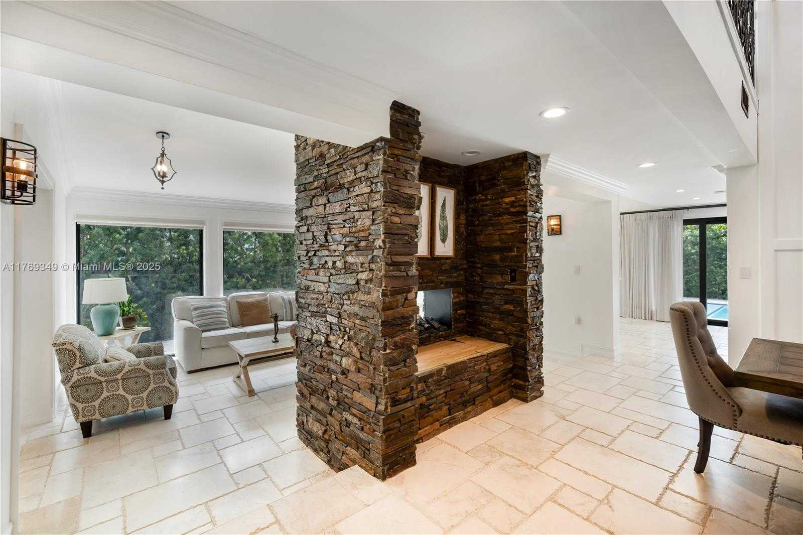 Small Image of 1556 71ST ST, Miami Beach Number 16
