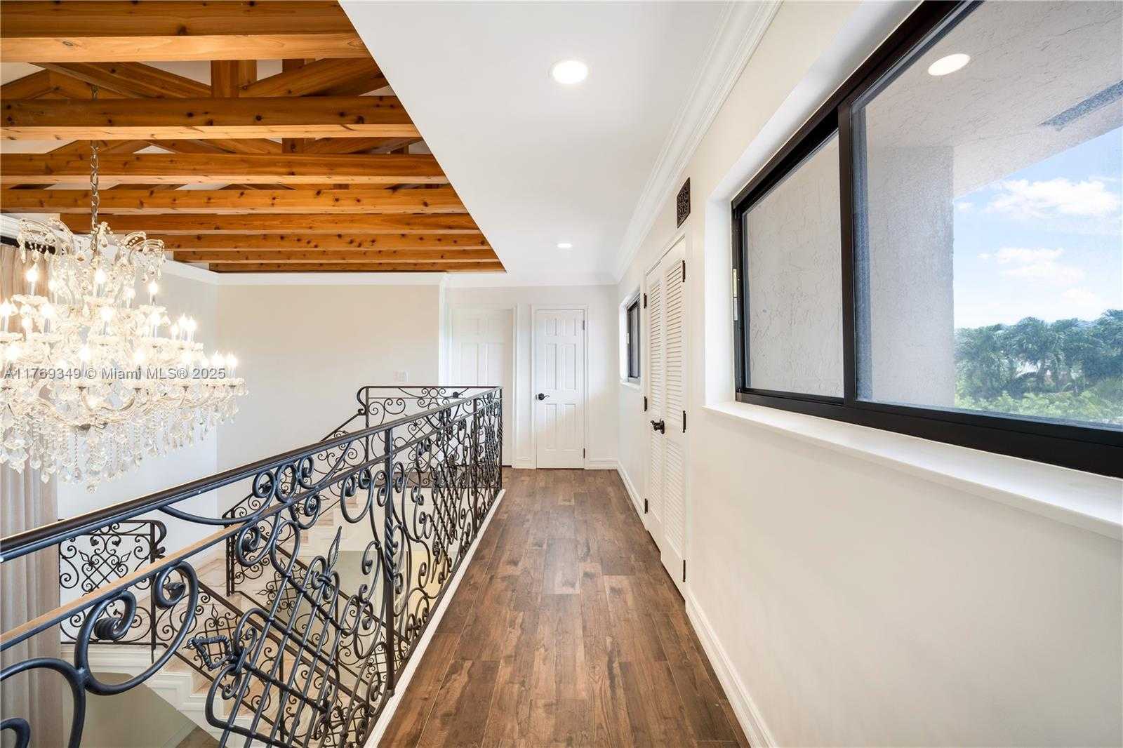 Small Image of 1556 71ST ST, Miami Beach Number 23