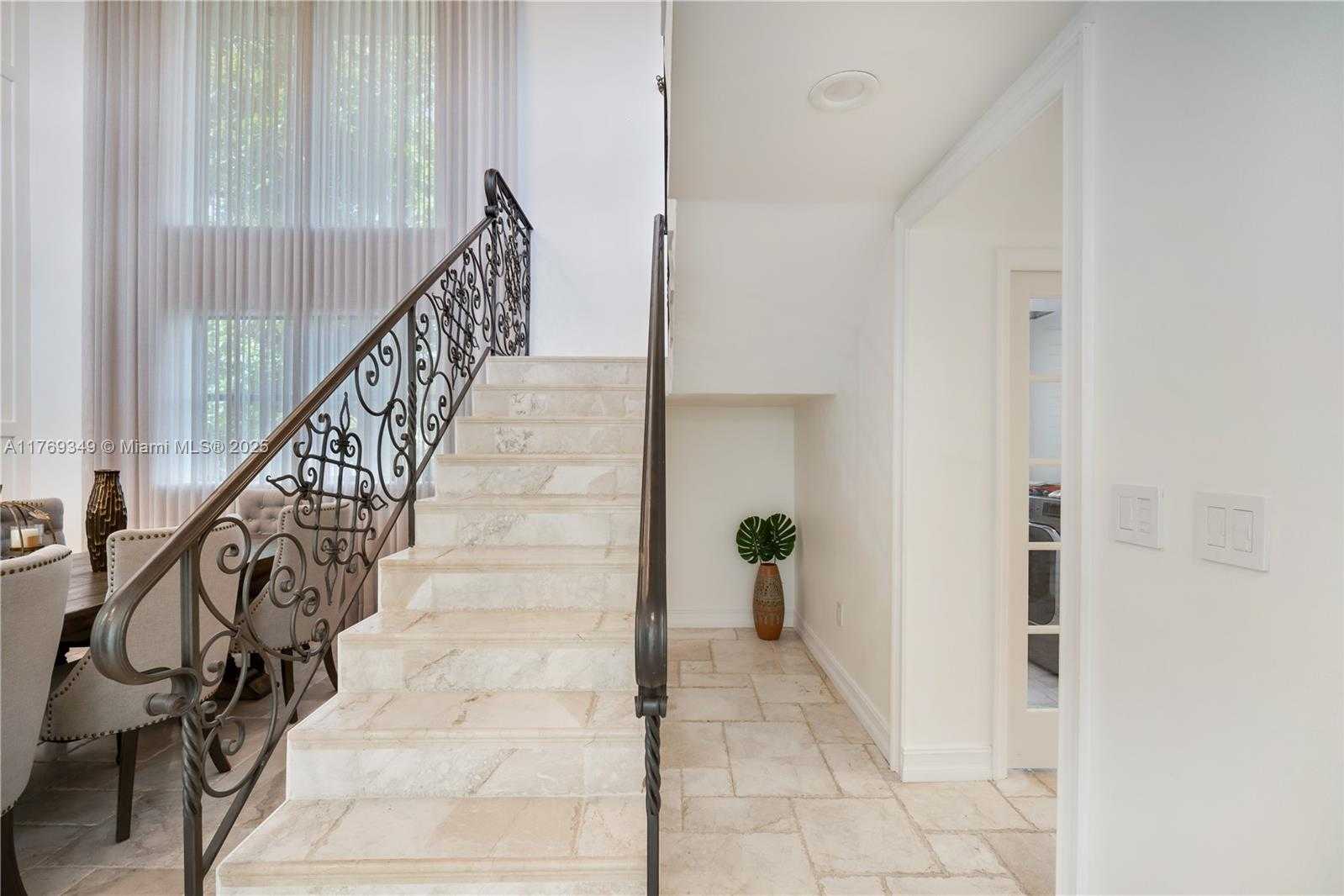 Small Image of 1556 71ST ST, Miami Beach Number 26