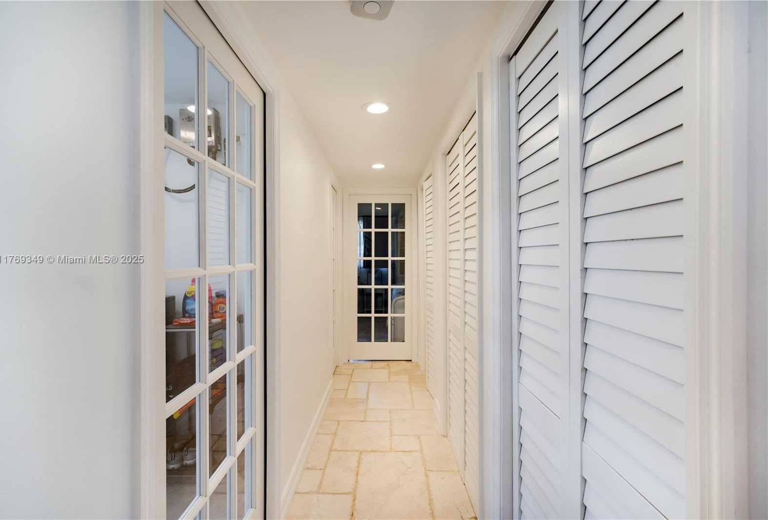 Small Image of 1556 71ST ST, Miami Beach Number 37