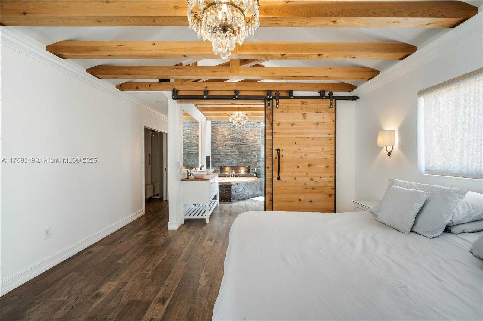 Small Image of 1556 71ST ST, Miami Beach Number 42