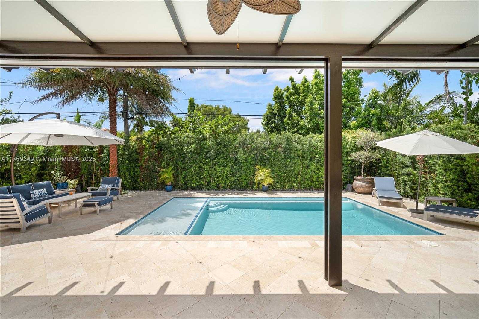 Small Image of 1556 71ST ST, Miami Beach Number 50