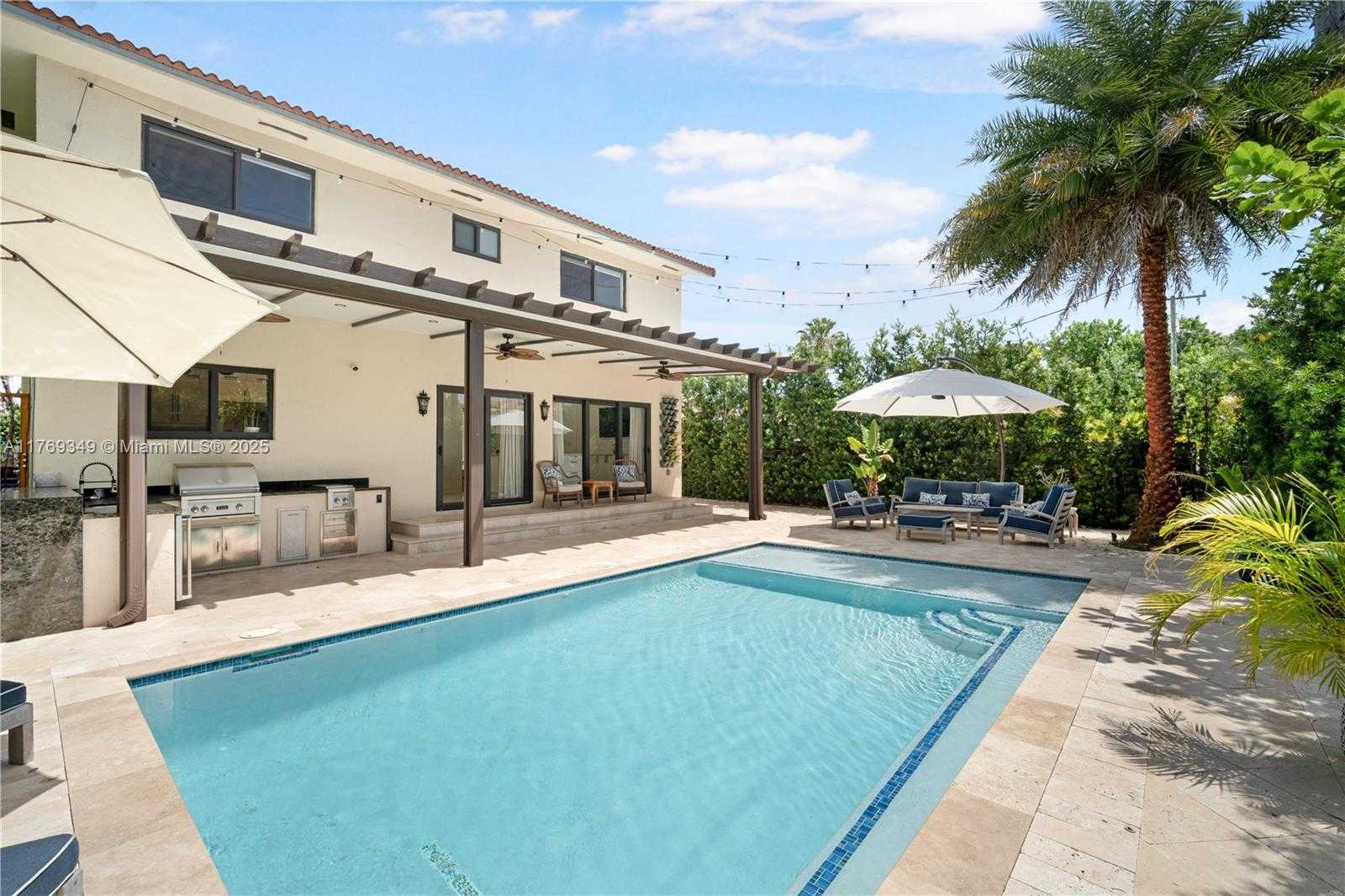 Small Image of 1556 71ST ST, Miami Beach Number 58