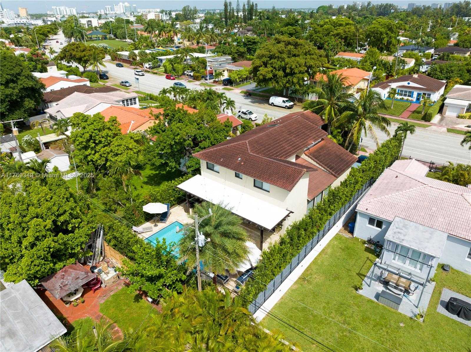 Small Image of 1556 71ST ST, Miami Beach Number 67