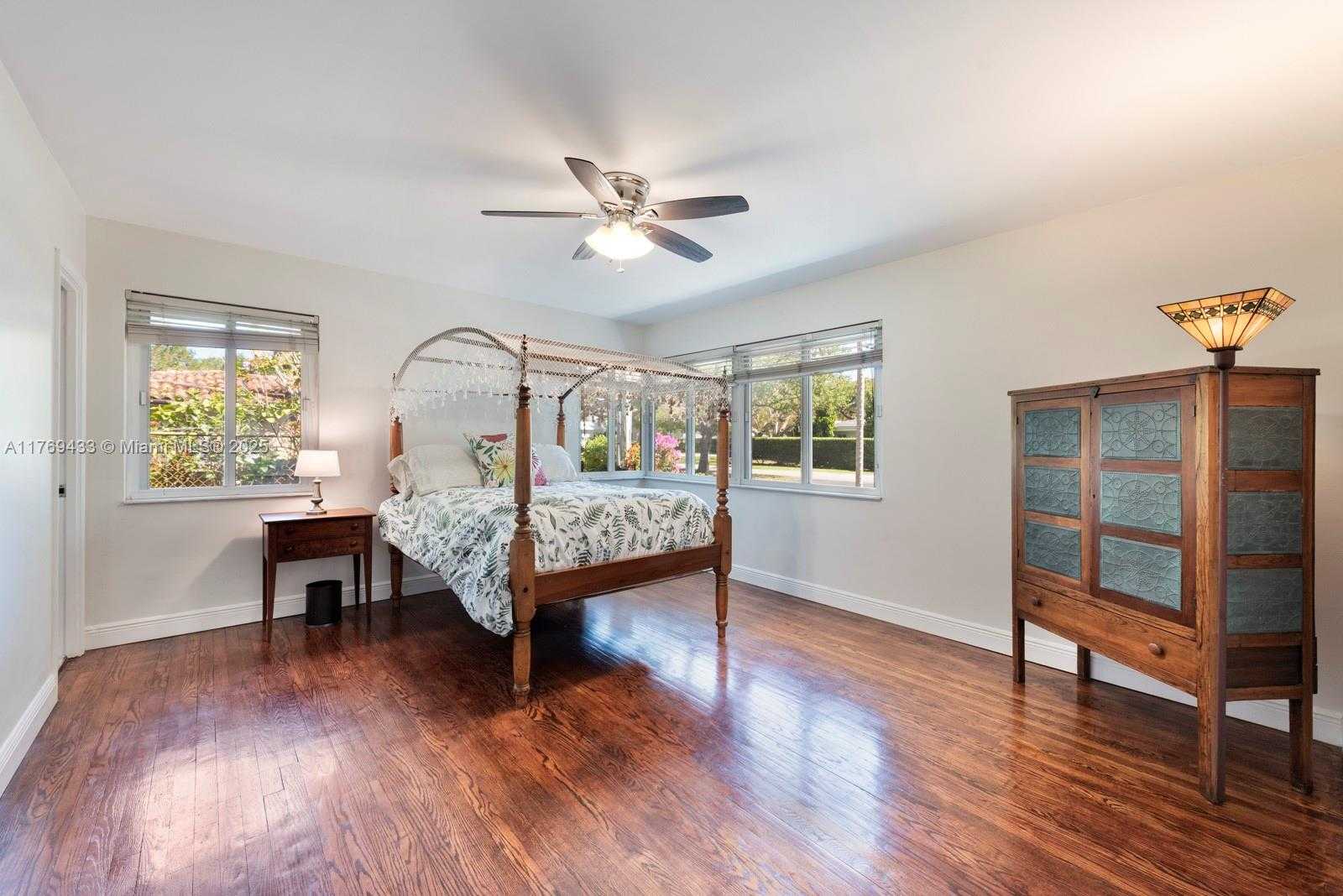 Small Image of 1175 NORTH EAST 101ST ST, Miami Shores Number 13