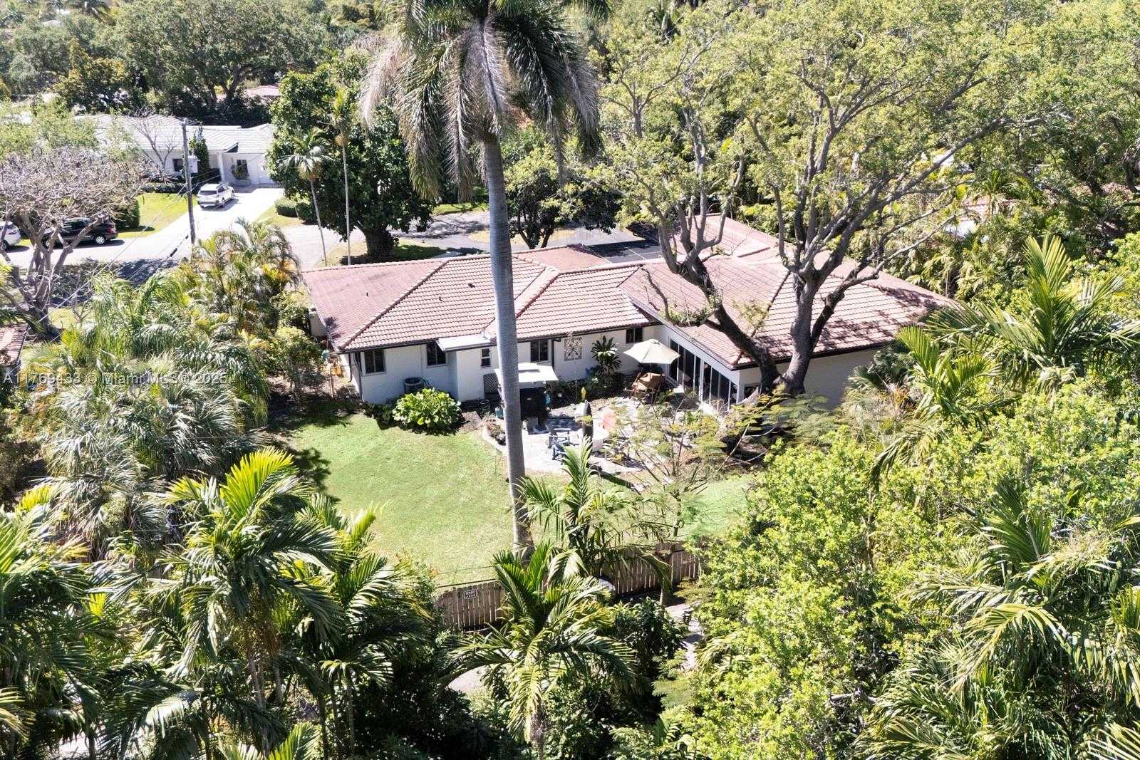 Small Image of 1175 NORTH EAST 101ST ST, Miami Shores Number 26