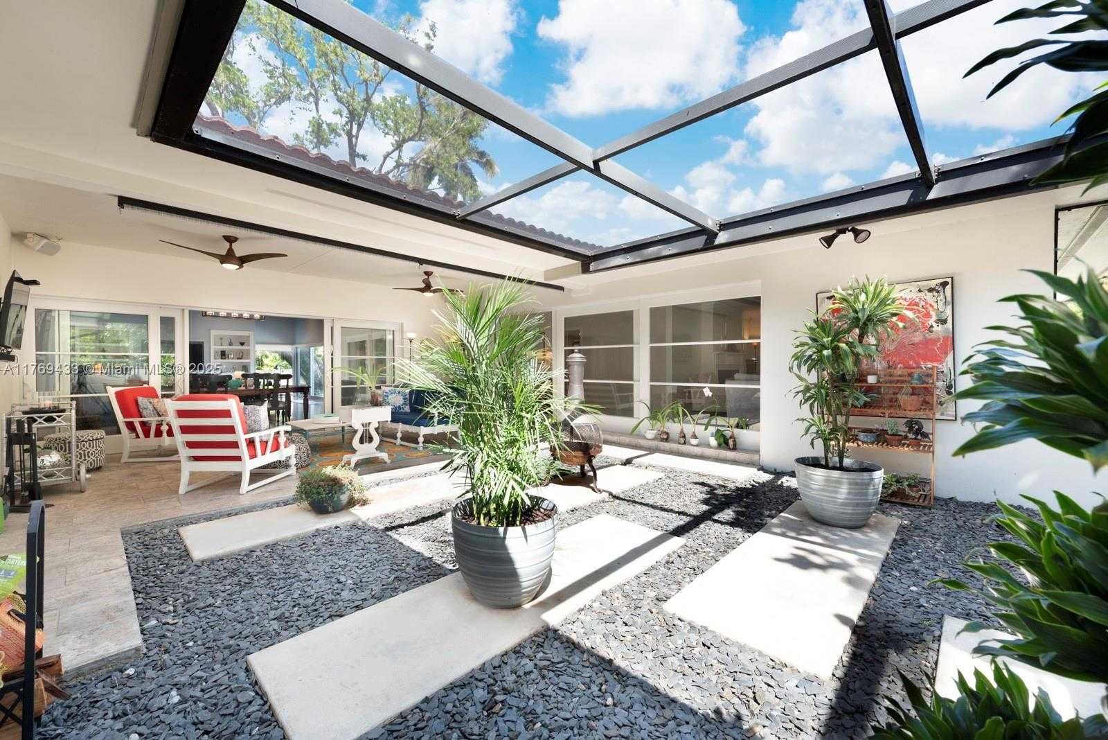 Small Image of 1175 NORTH EAST 101ST ST, Miami Shores Number 3