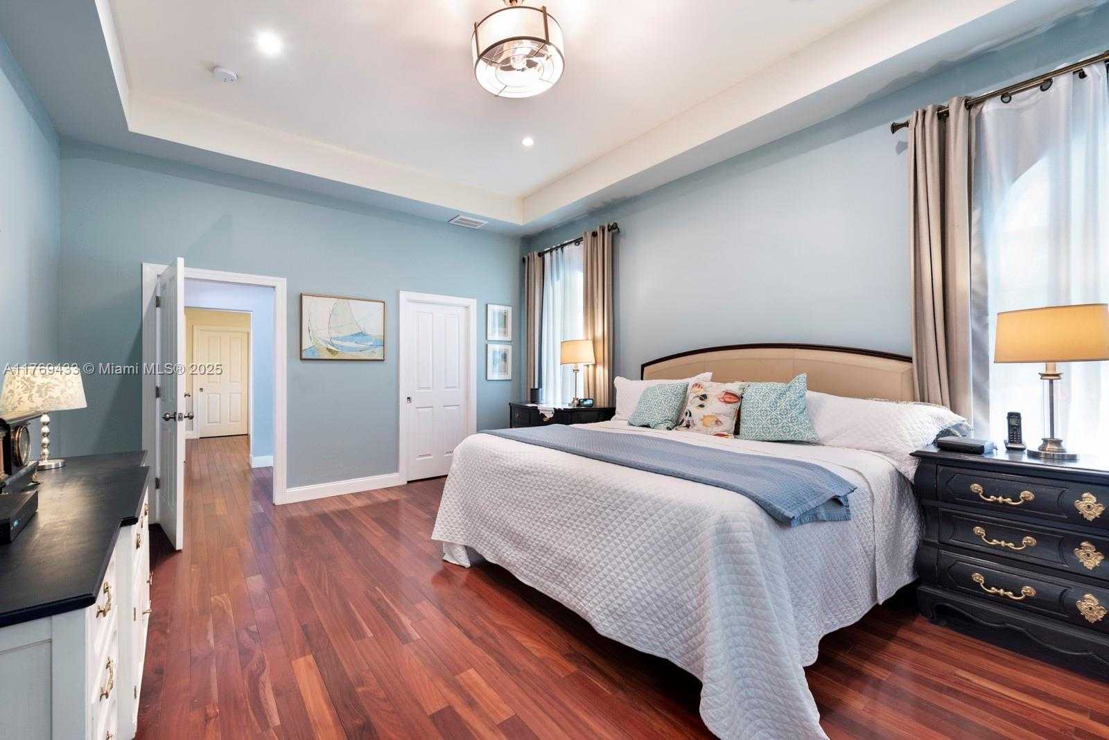 Small Image of 1175 NORTH EAST 101ST ST, Miami Shores Number 6