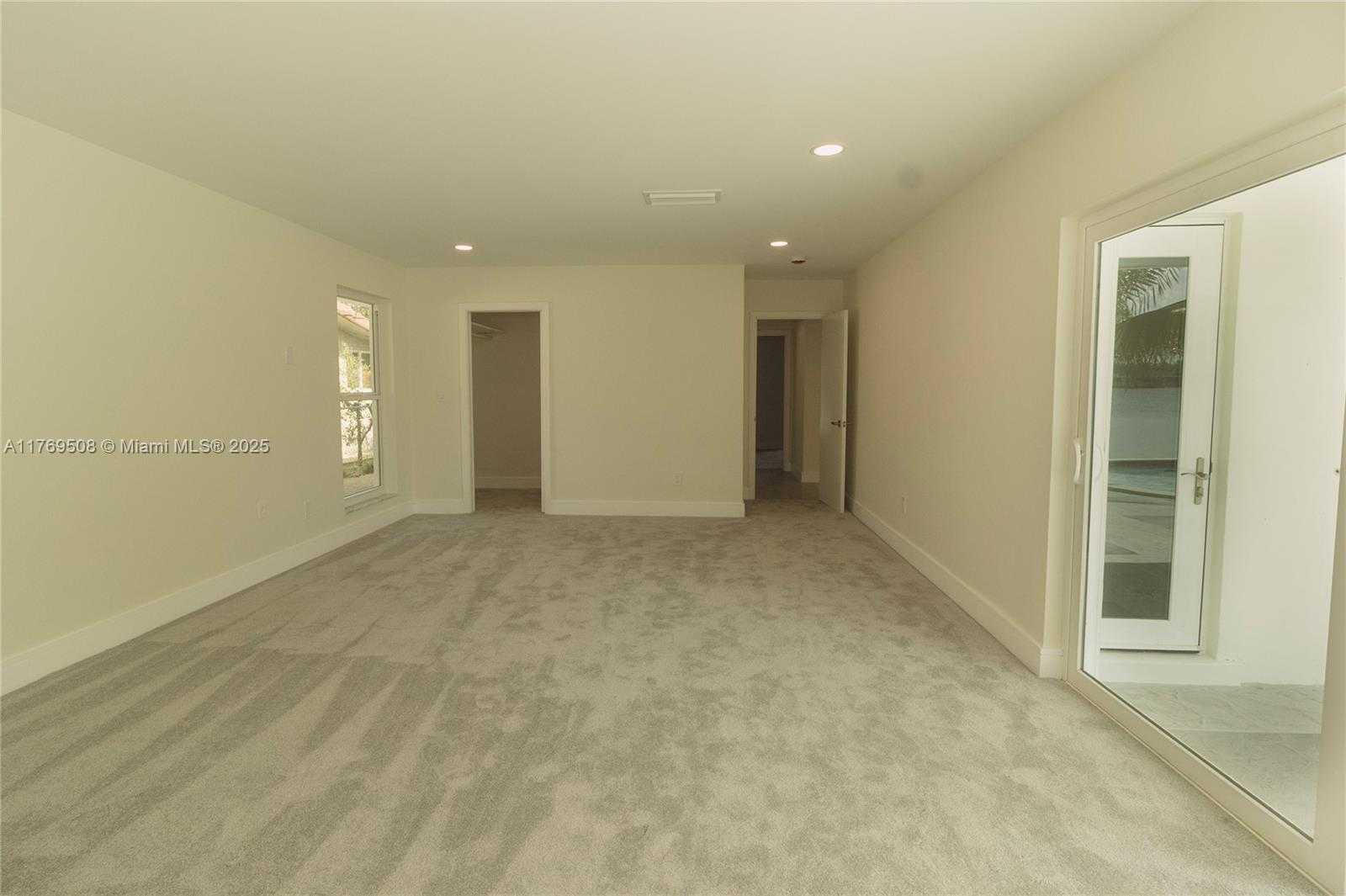Small Image of 2255 NORTH EAST 207TH ST, Miami Number 18